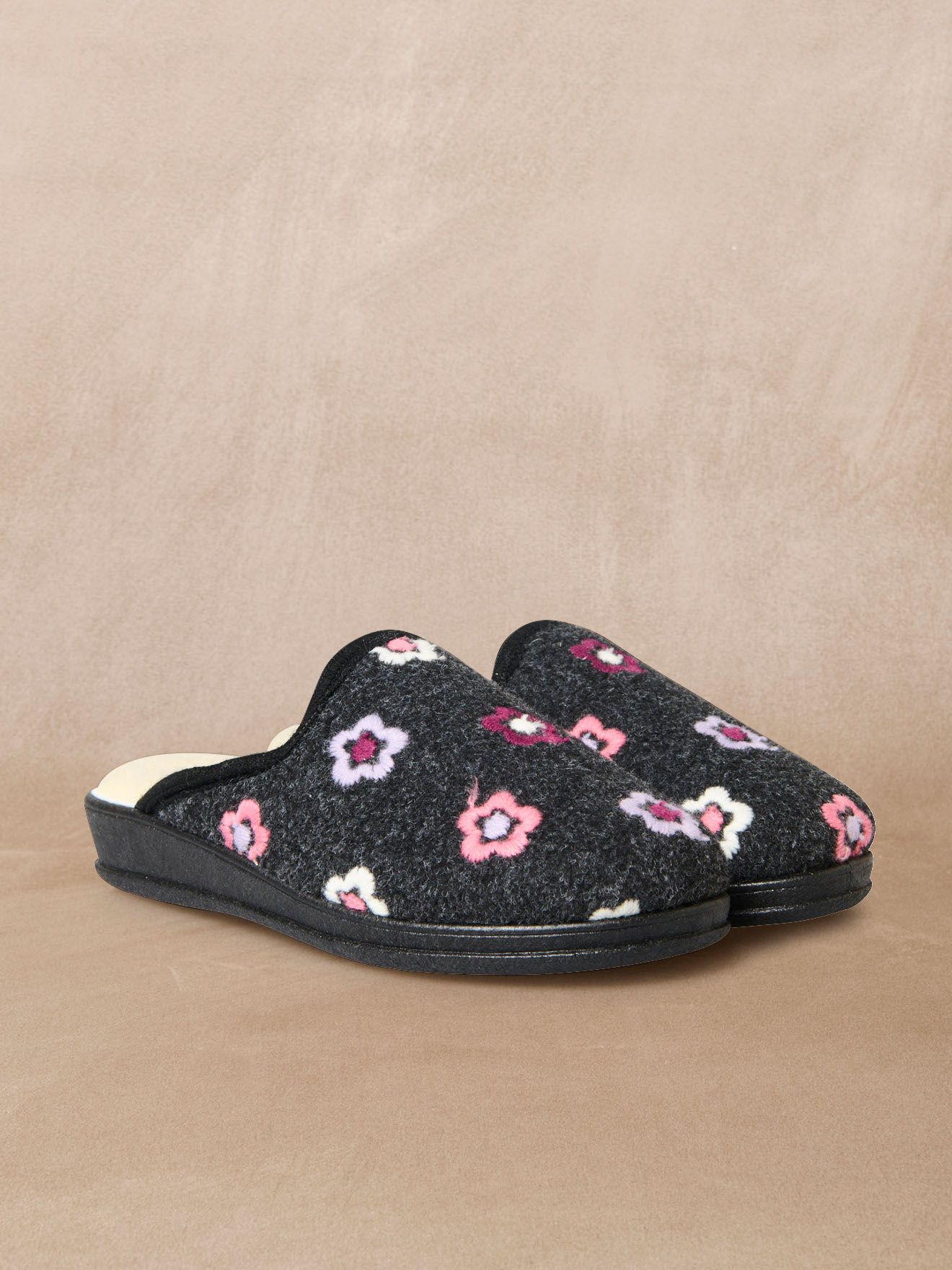 Chaussons PANTOUFLES femme gris Pediconfort Chaussons PANTOUFLES femme gris Gris foncé