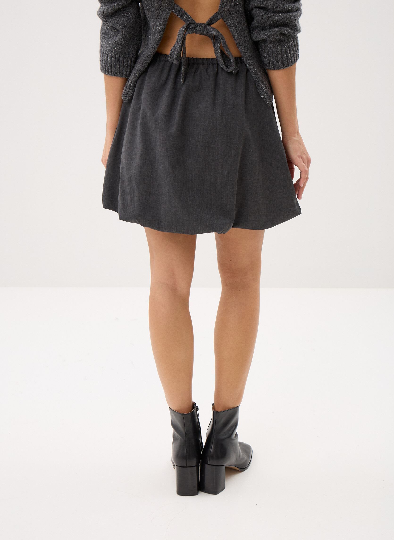 Korte rokken Saroko skirt 15449 dames grijs Samsoe Samsoe Korte rokken Saroko skirt 15449 dames grijs Dark Grey Mel.