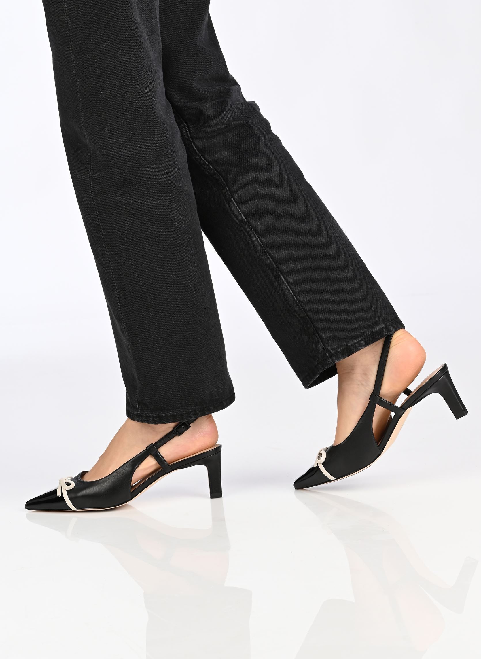 Pumps mit Riemchen 9-79609-46 damen schwarz Peter Kaiser Pumps mit Riemchen 9-79609-46 damen schwarz BLACK NAPPA