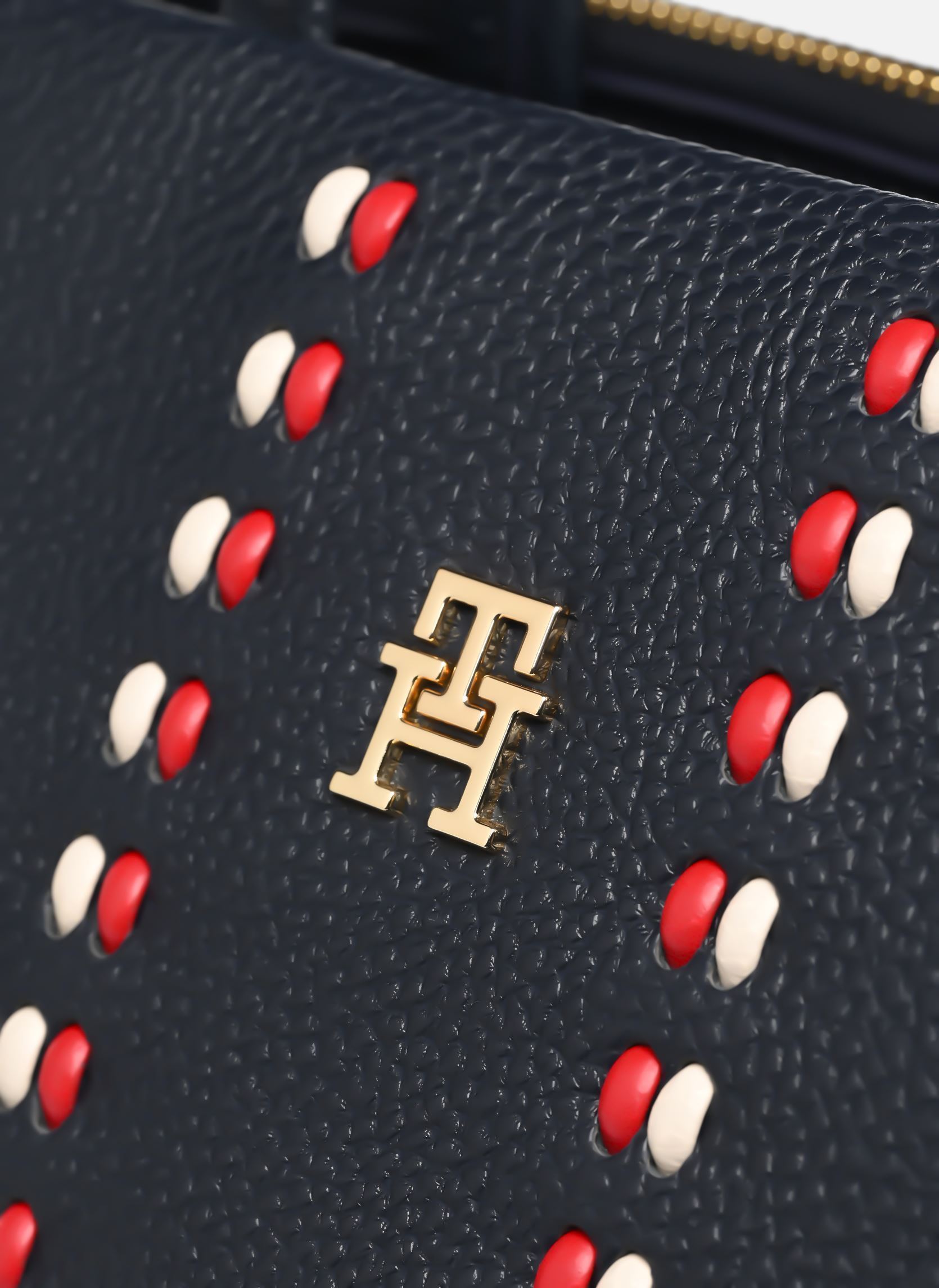 Sacs à main TH TIMELESS SATCHEL NEW femme bleu Tommy Hilfiger Sacs à main TH TIMELESS SATCHEL NEW femme bleu SPACE BLUE