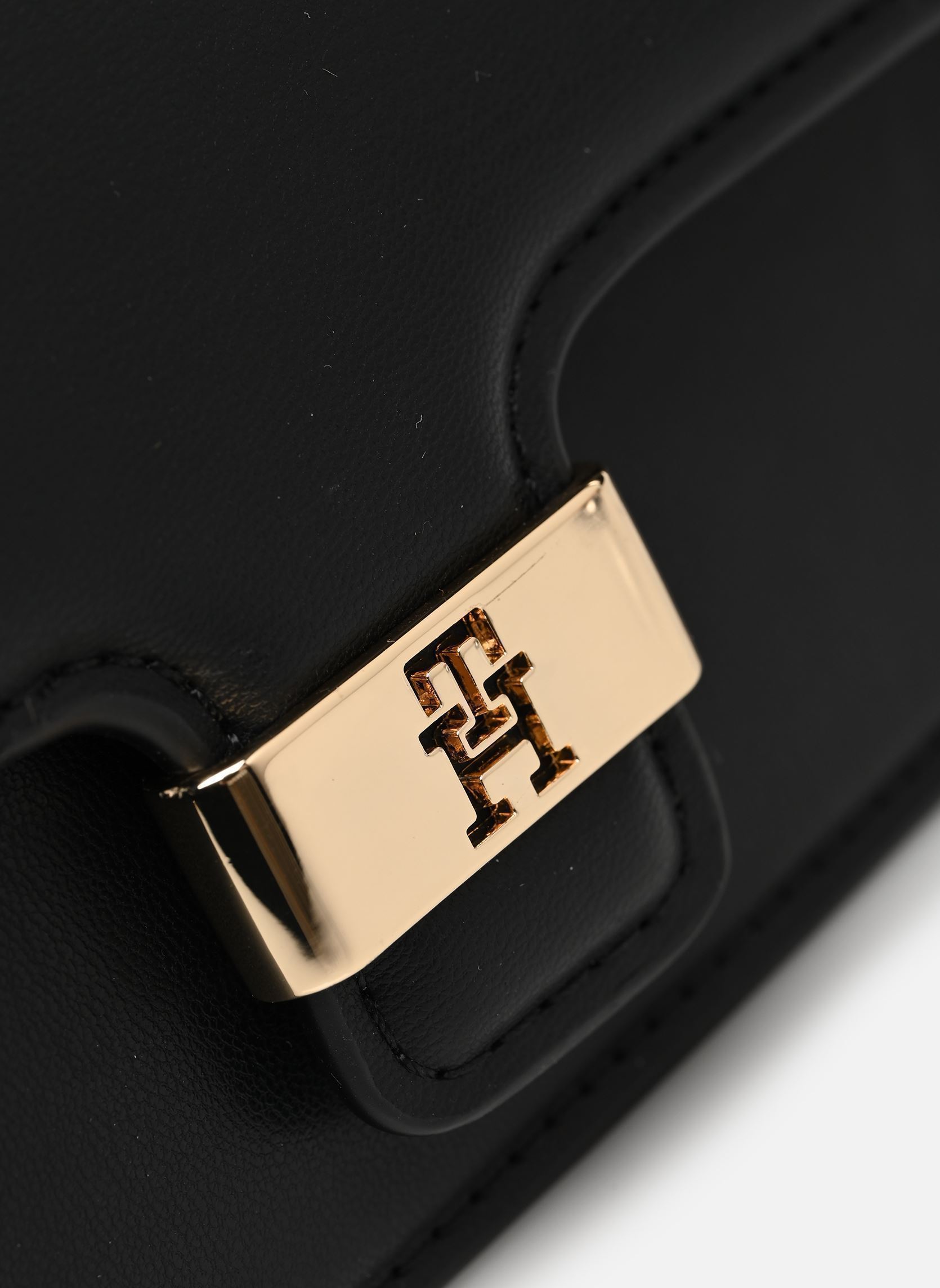 Schoudertassen TH HERITAGE CLUTCH dames zwart Tommy Hilfiger Schoudertassen TH HERITAGE CLUTCH dames zwart BLACK