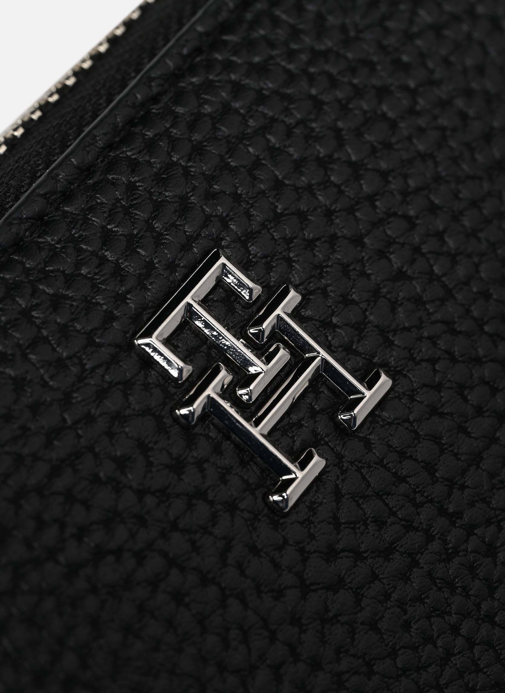 Portefeuilles TH EMBLEM LARGE ZA NEW femme noir Tommy Hilfiger Portefeuilles TH EMBLEM LARGE ZA NEW femme noir BLACK