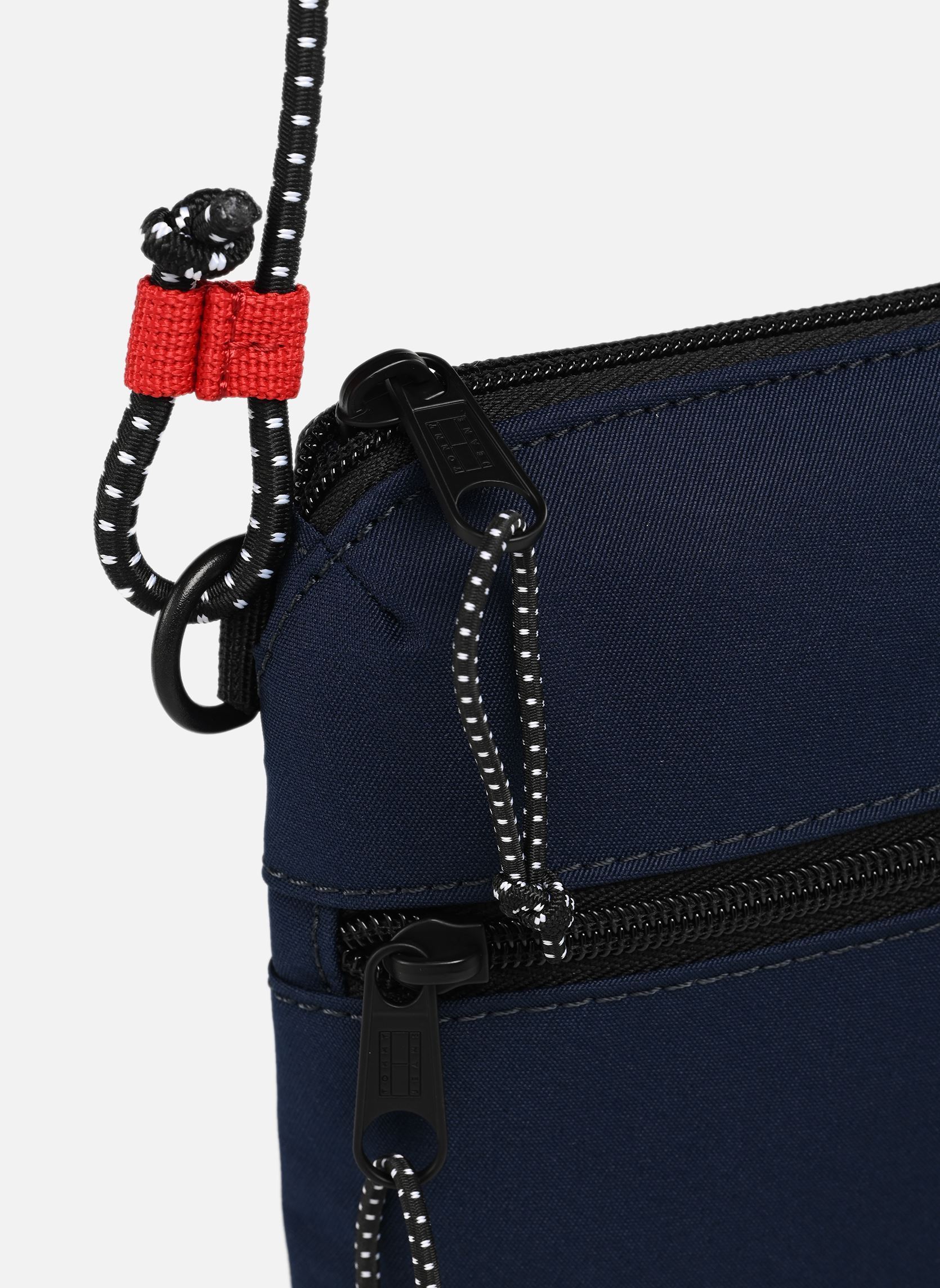 Schoudertassen TJM ARCHIVE SACOCHE heren blauw Tommy Hilfiger Schoudertassen TJM ARCHIVE SACOCHE heren blauw DARK NIGHT NAVY