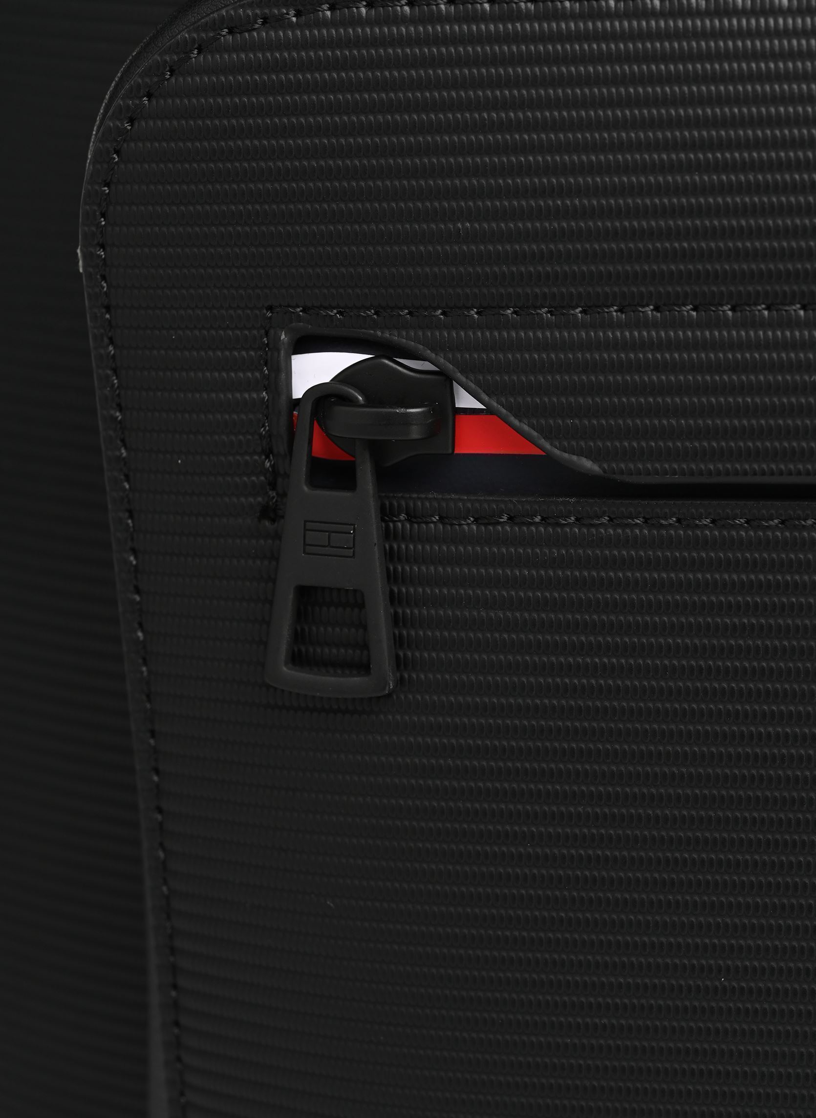 computertas TH CORP COMPUTER BAG heren zwart Tommy Hilfiger computertas TH CORP COMPUTER BAG heren zwart BLACK