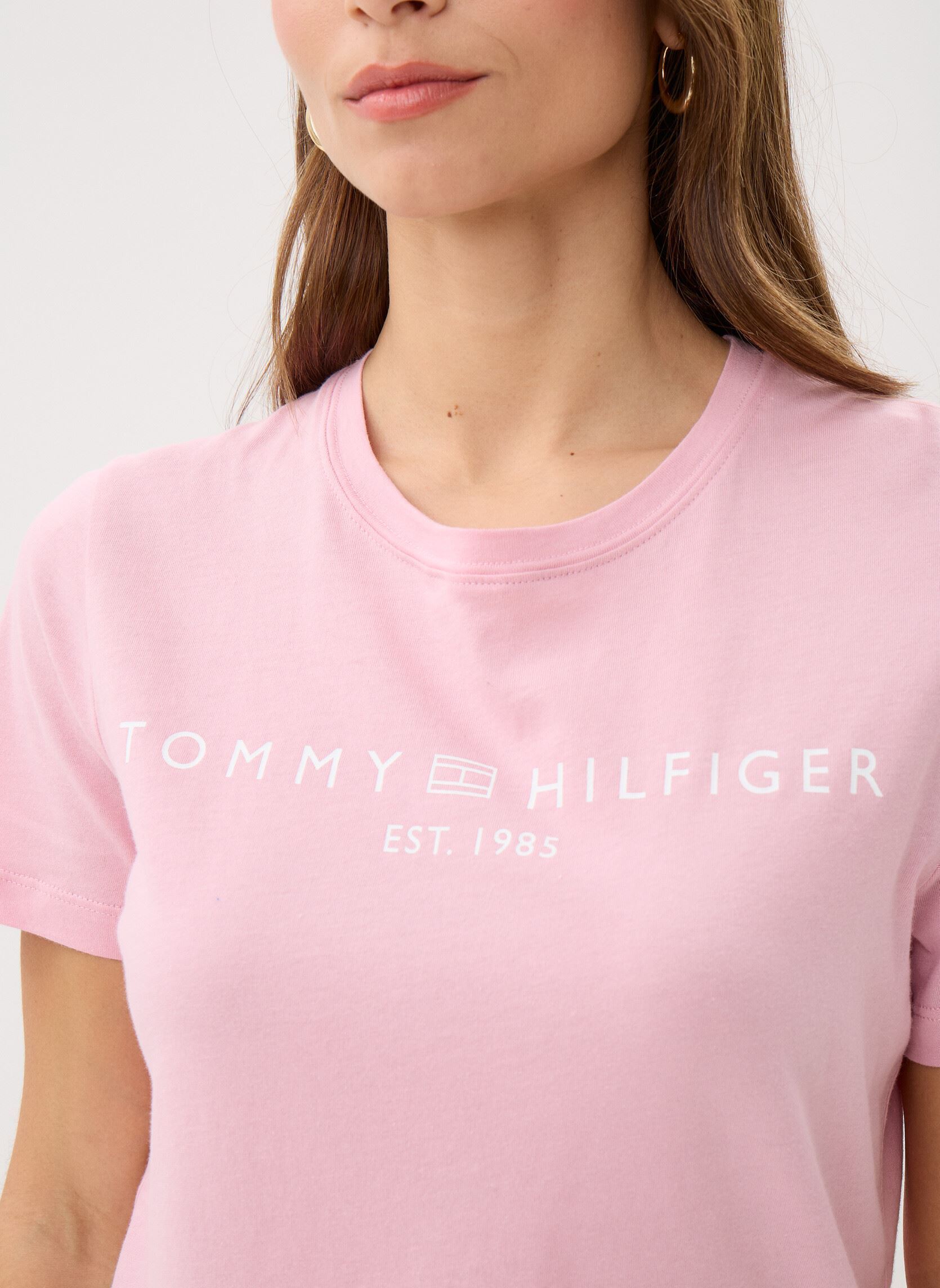 T-shirts met korte mouwen Reg Corp Logo C-Nk S dames roze Tommy Hilfiger T-shirts met korte mouwen Reg Corp Logo C-Nk S dames roze BONITA PINK