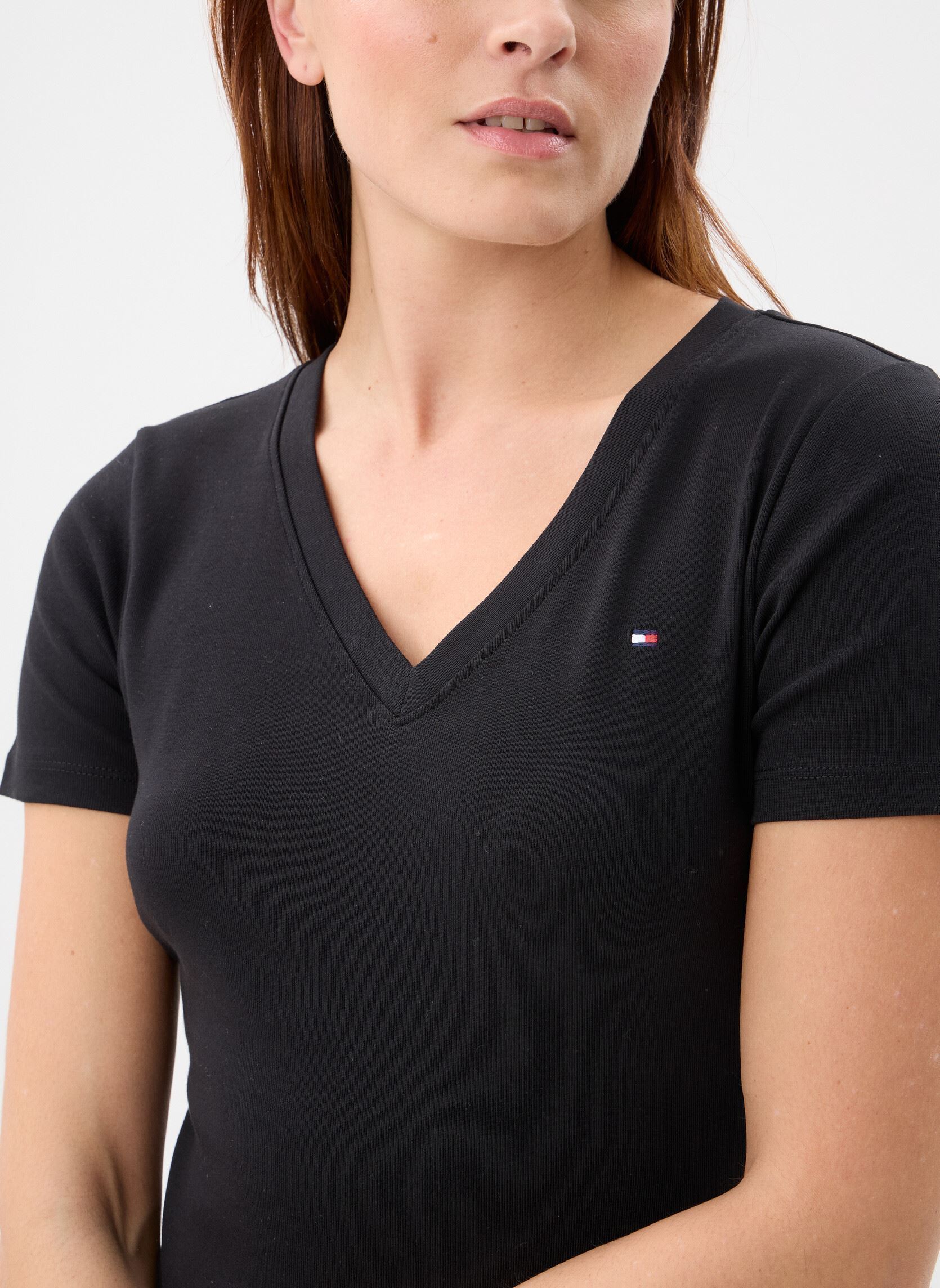 Tee-shirts manches courtes Slim Cody V-Nk Ss femme noir Tommy Hilfiger Tee-shirts manches courtes Slim Cody V-Nk Ss femme noir Black