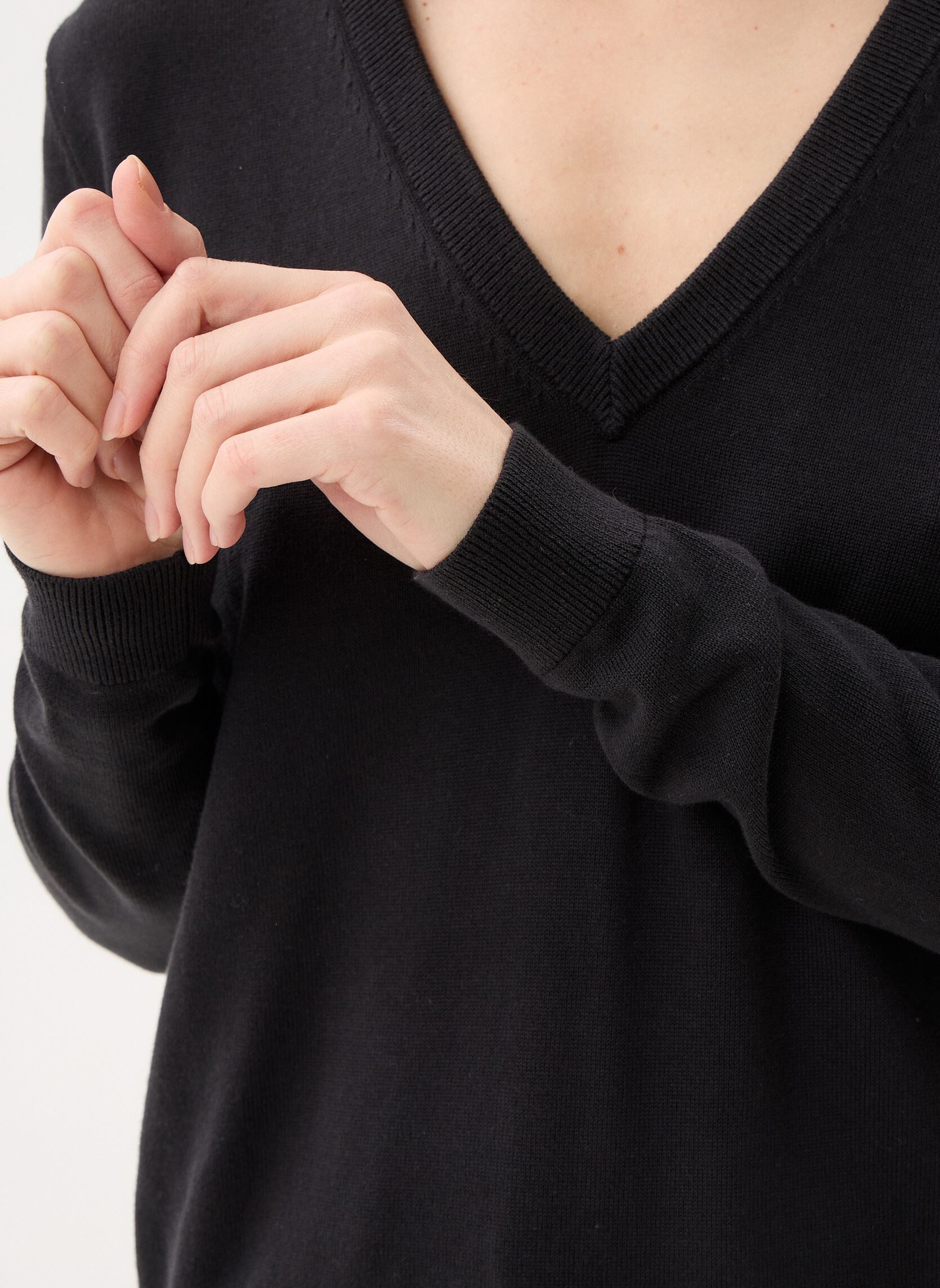 Truien Tjw Essential Vneck dames zwart Tommy Jeans Truien Tjw Essential Vneck dames zwart BLACK