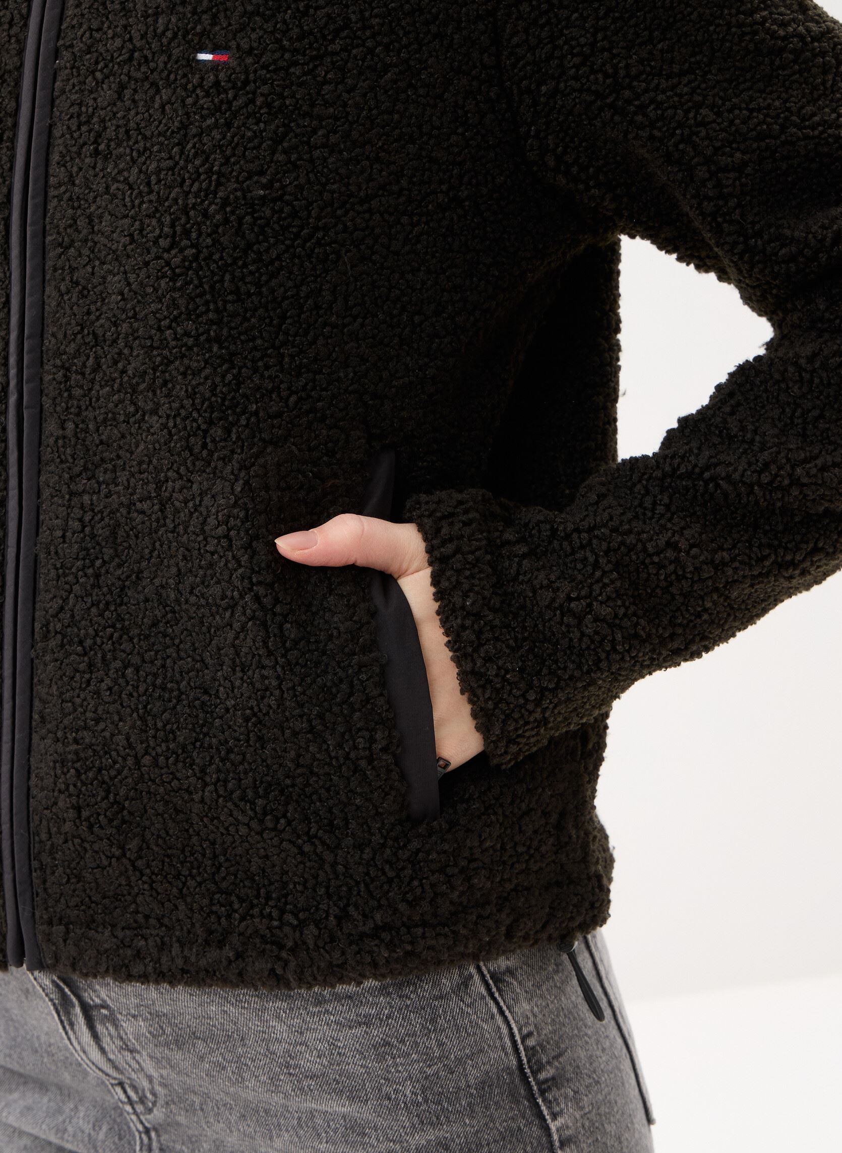 Pulls polaire Tjw Reg Sh S-Flag Te femme noir Tommy Jeans Pulls polaire Tjw Reg Sh S-Flag Te femme noir Black