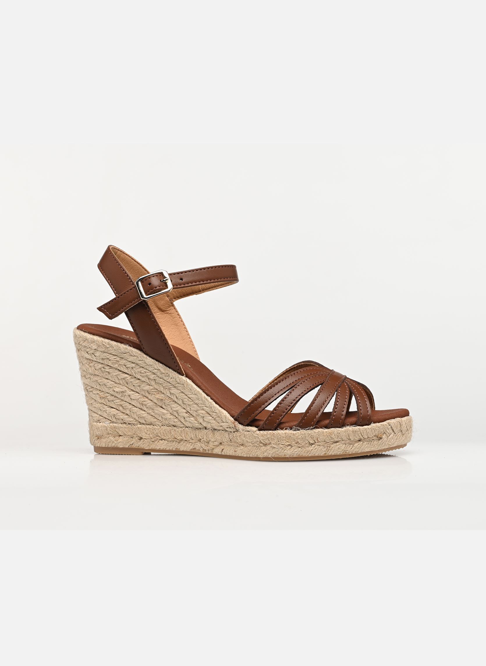 Espadrilles compensées et plateformes Iloupa femme marron Georgia Rose Espadrilles compensées et plateformes Iloupa femme marron Chocolat