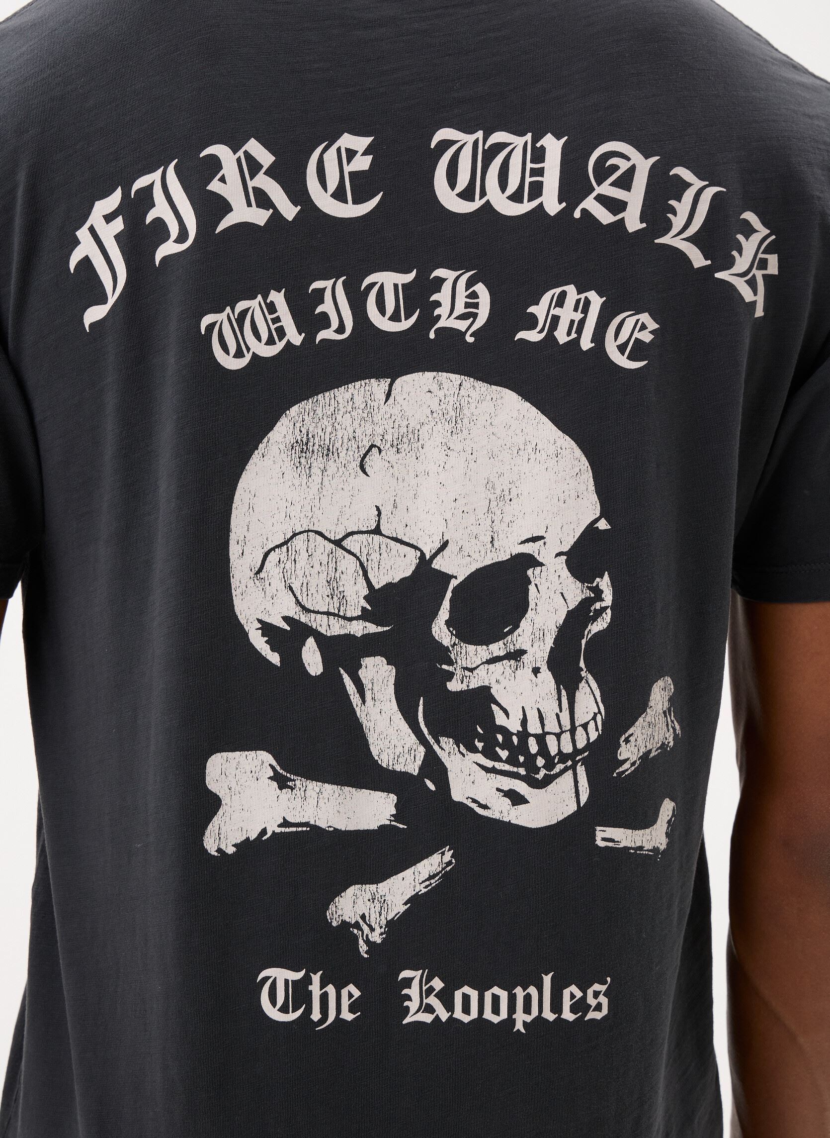 Tee-shirts manches courtes HTSC32096K homme noir The Kooples Tee-shirts manches courtes HTSC32096K homme noir BLA55