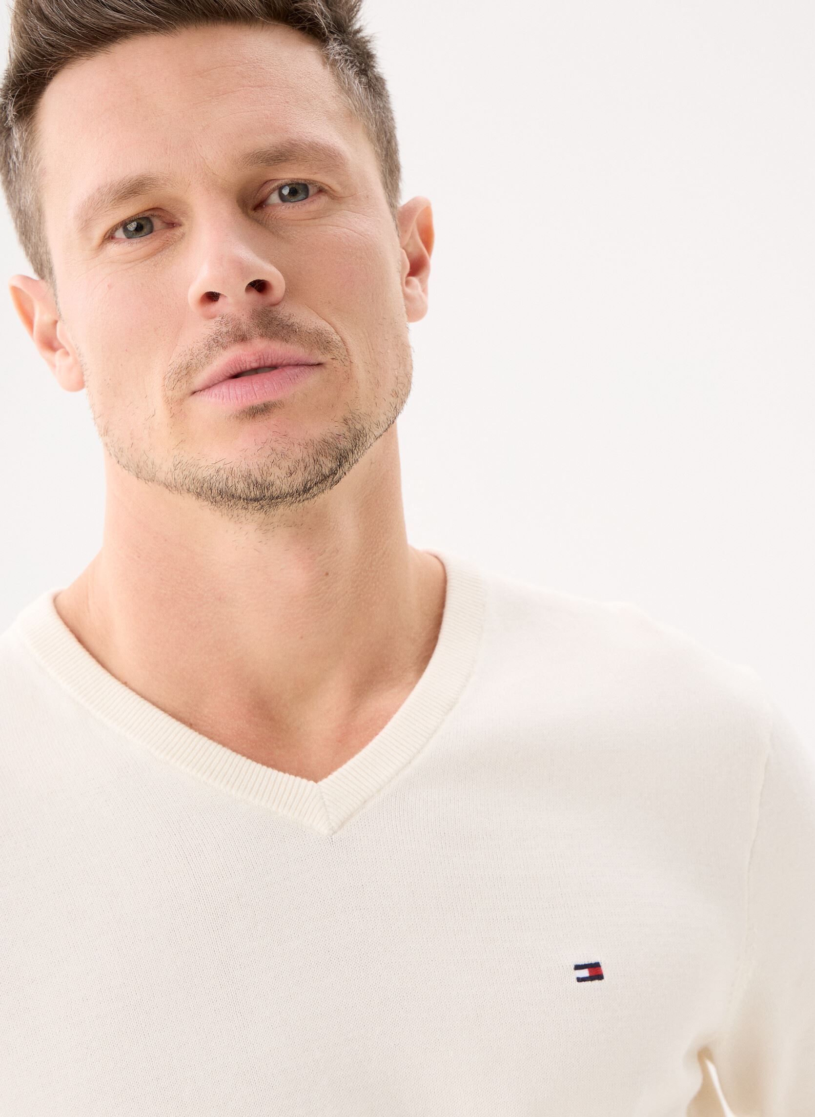 Pullover Essential Cotton V N herren weiß Tommy Hilfiger Pullover Essential Cotton V N herren weiß Ivory Petal