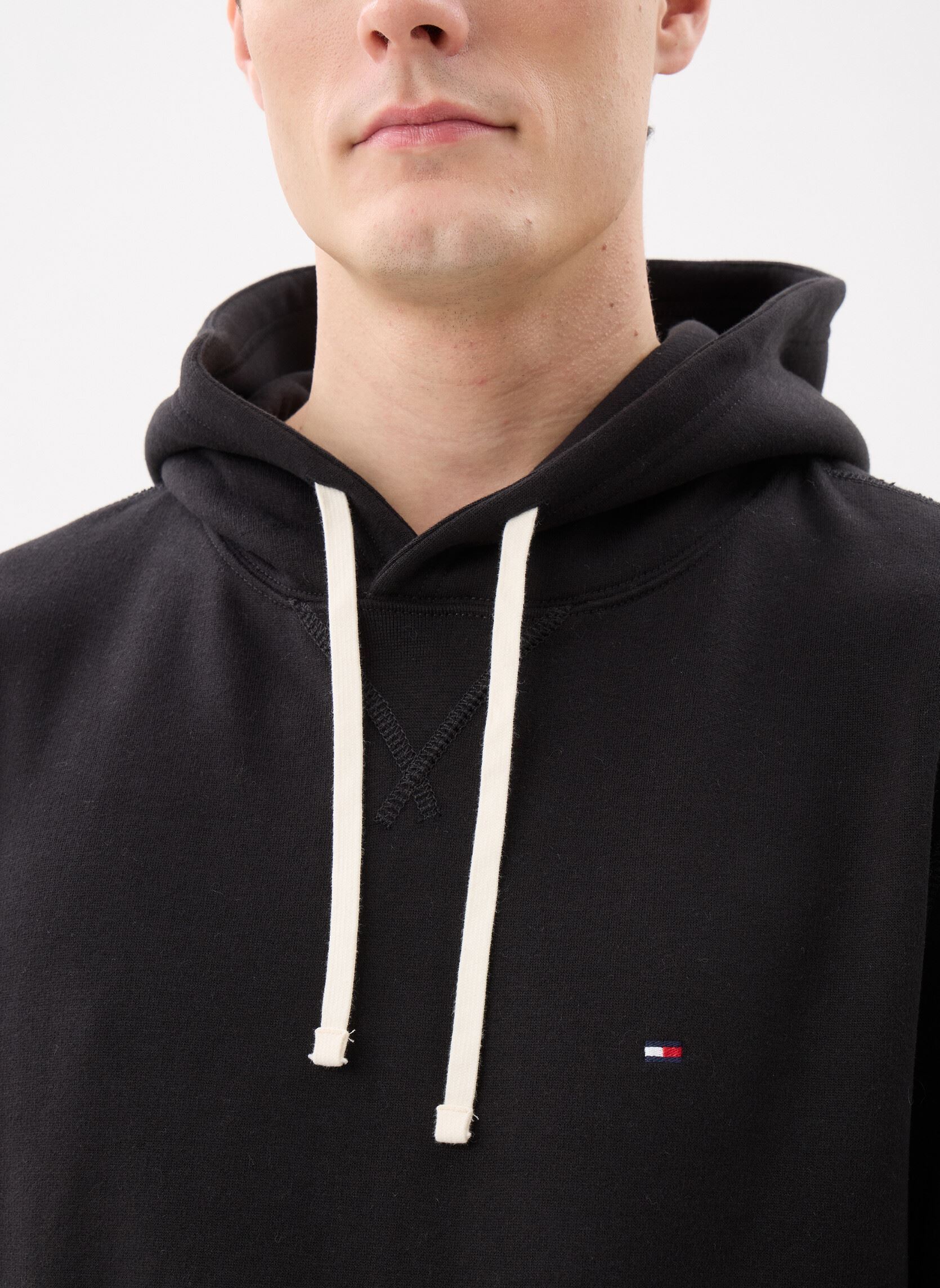 Hoodies Essential Fleece Hoo heren zwart Tommy Hilfiger Hoodies Essential Fleece Hoo heren zwart BLACK