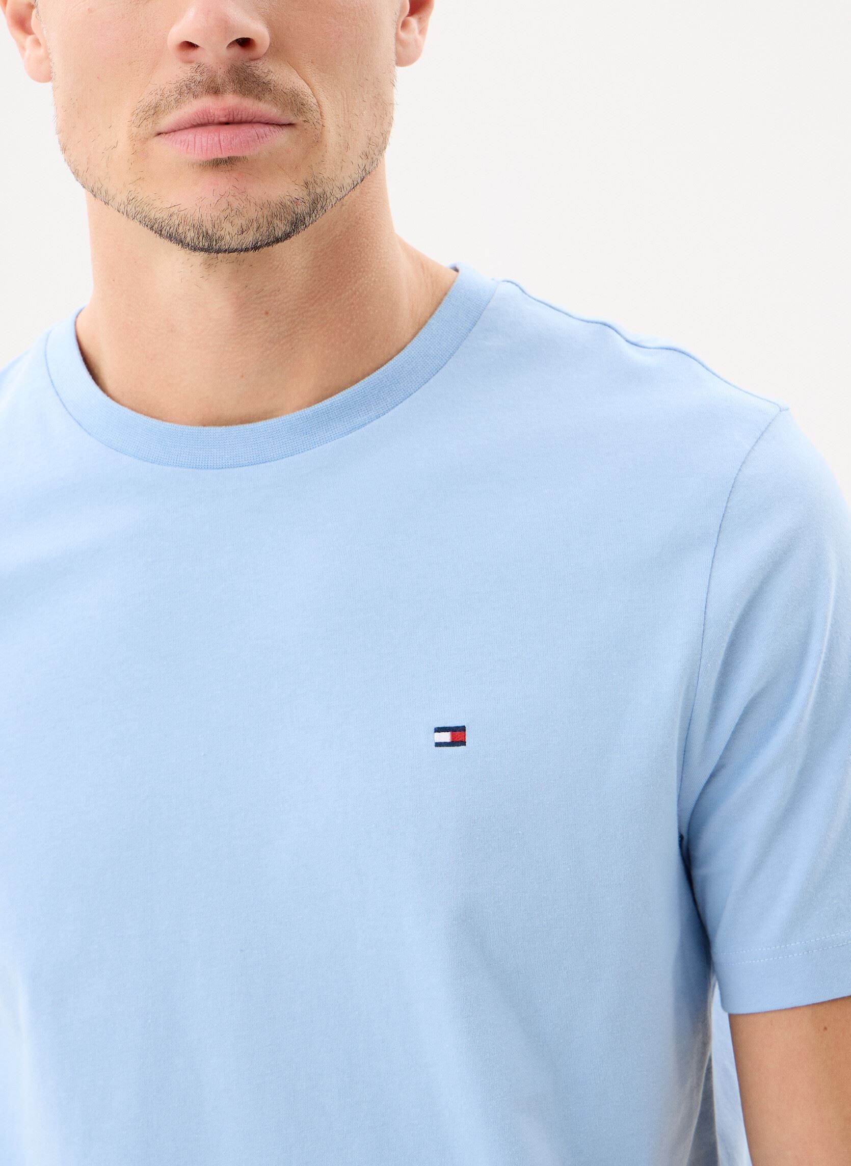 Tee-shirts manches courtes Ess Seasonal Reg Fit homme bleu Tommy Hilfiger Tee-shirts manches courtes Ess Seasonal Reg Fit homme bleu WELL WATER
