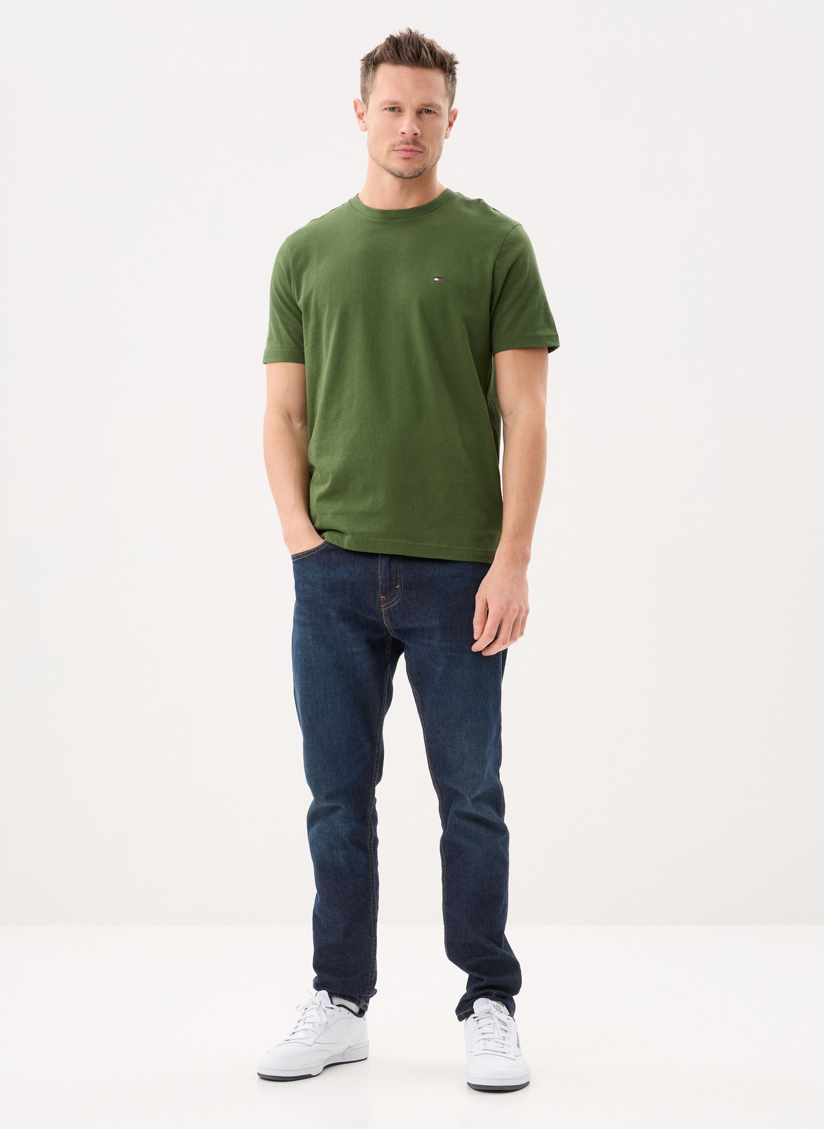 Tee-shirts manches courtes Ess Seasonal Reg Fit homme vert Tommy Hilfiger Tee-shirts manches courtes Ess Seasonal Reg Fit homme vert MOUNTAIN PINE