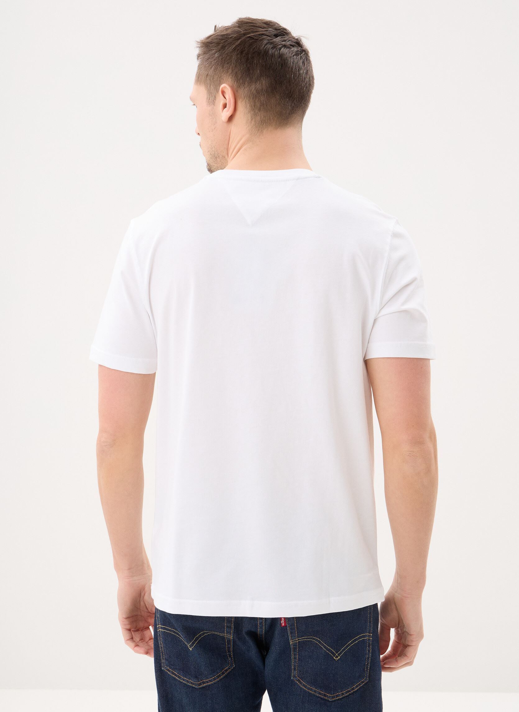 Kurzarm-T-Shirts Tommy Embro Flag Tee herren weiß Tommy Hilfiger Kurzarm-T-Shirts Tommy Embro Flag Tee herren weiß WHITE