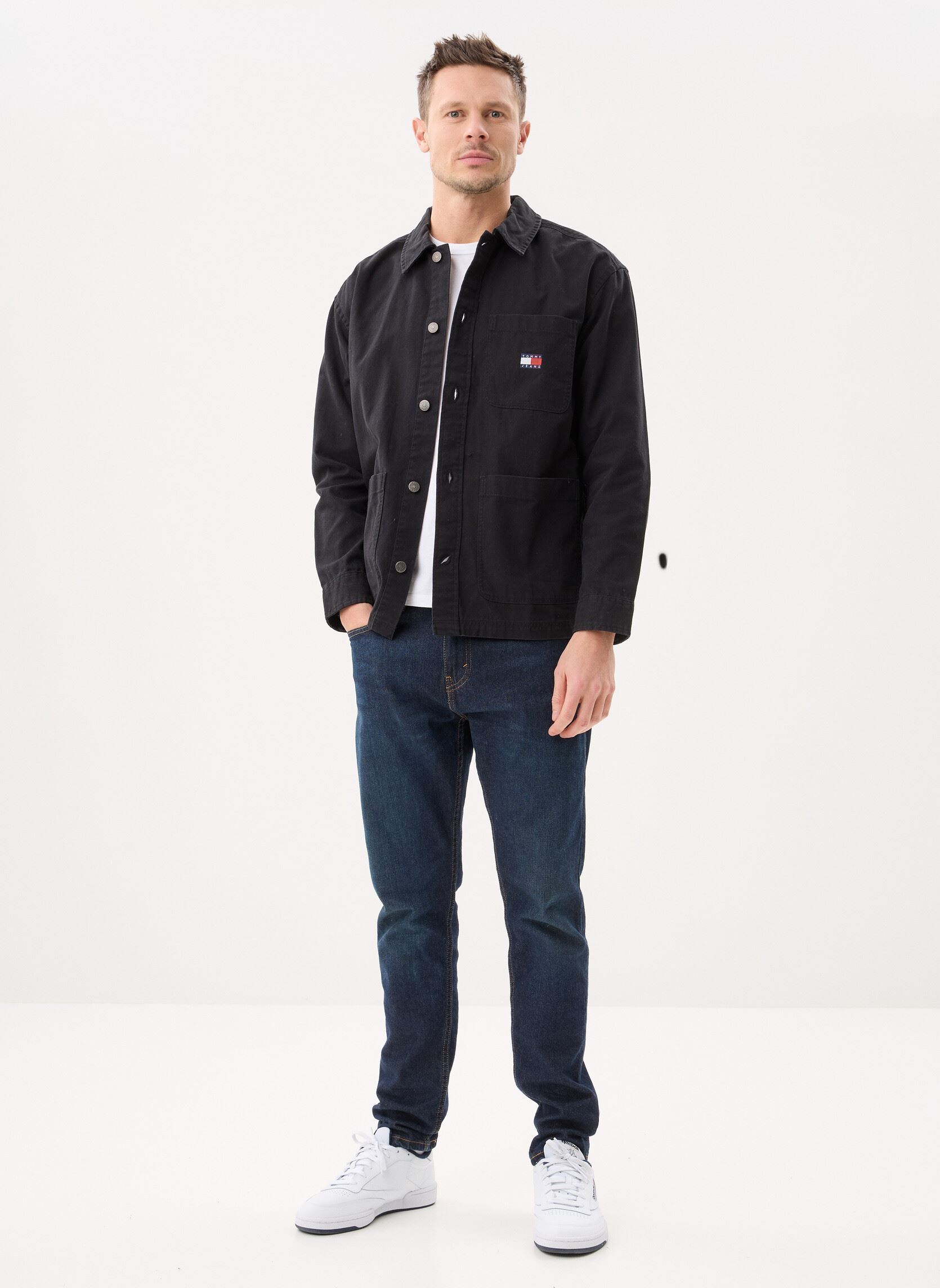 Chemises Tjm Essential Oversh homme noir Tommy Jeans Chemises Tjm Essential Oversh homme noir BLACK