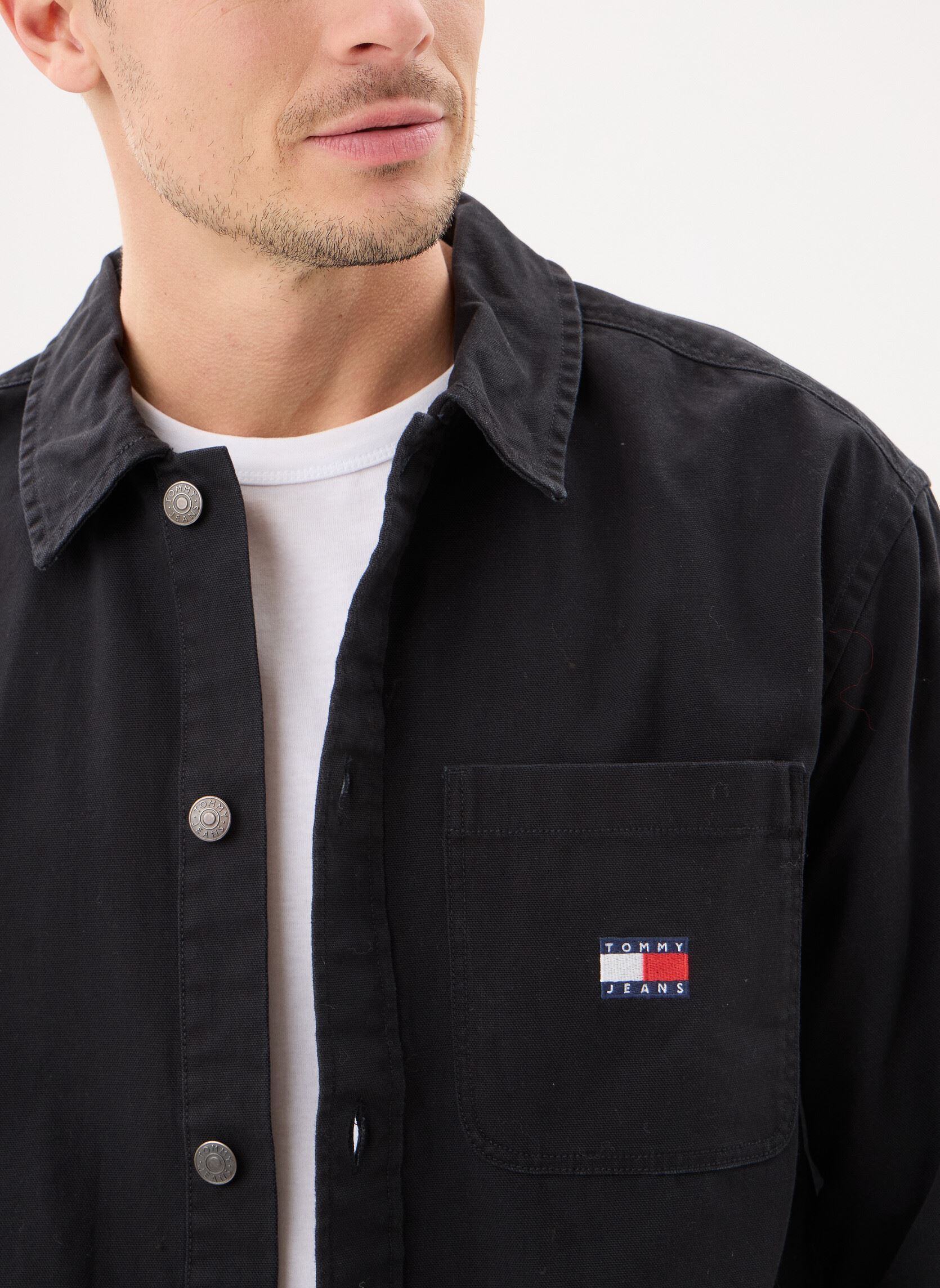 Chemises Tjm Essential Oversh homme noir Tommy Jeans Chemises Tjm Essential Oversh homme noir BLACK