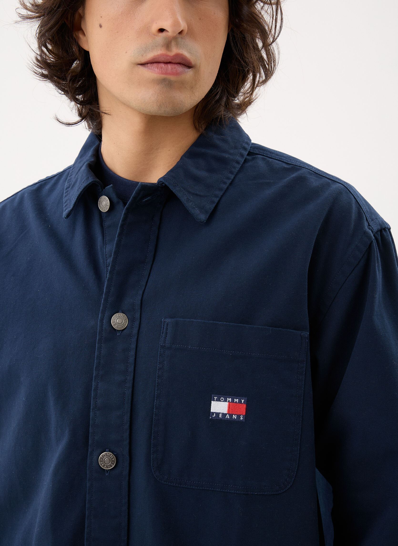 Hemden Tjm Essential Oversh herren blau Tommy Jeans Hemden Tjm Essential Oversh herren blau DARK NIGHT NAVY