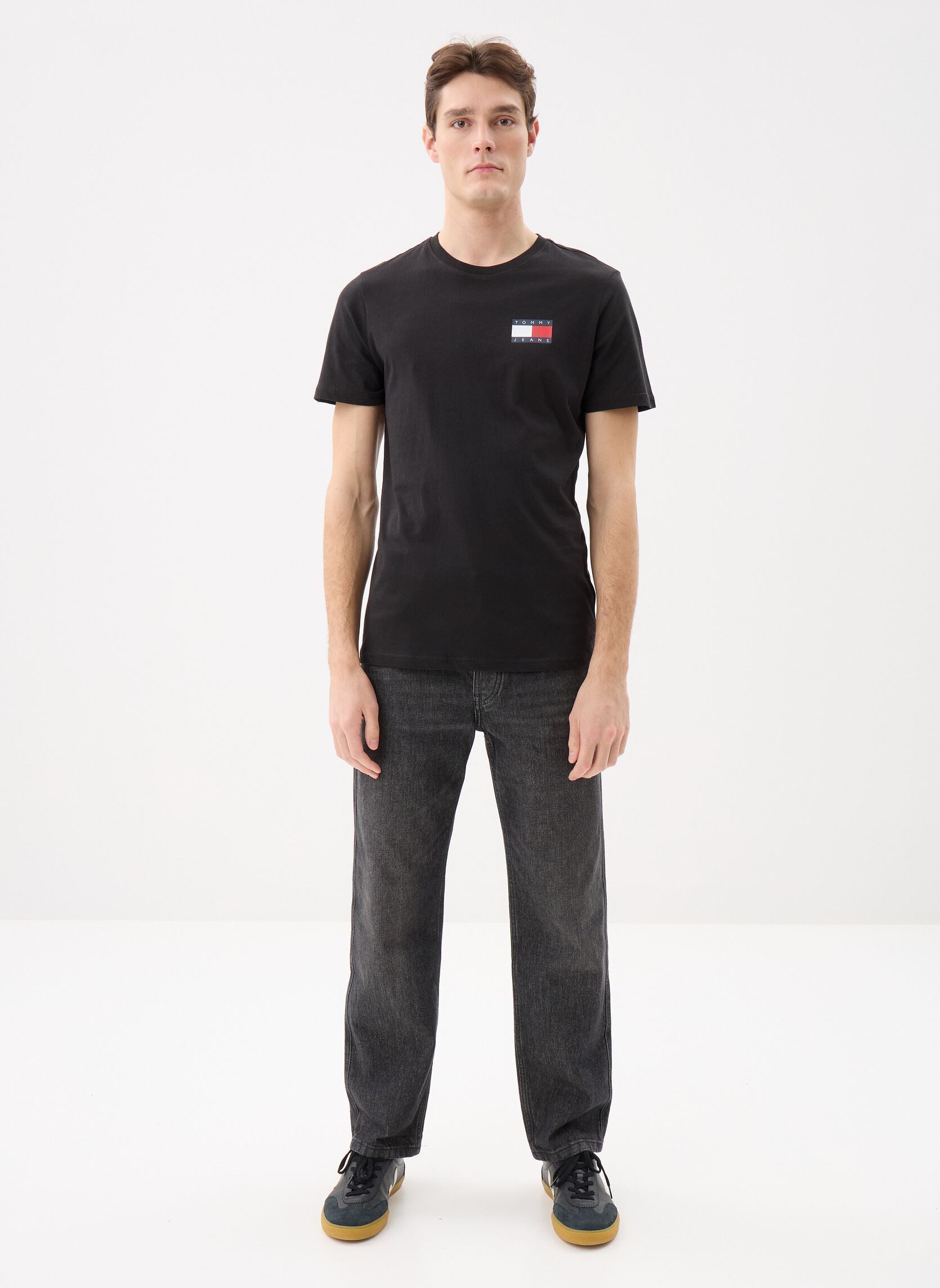 T-shirts met korte mouwen Tjm Slim Essential F heren zwart Tommy Jeans T-shirts met korte mouwen Tjm Slim Essential F heren zwart BLACK