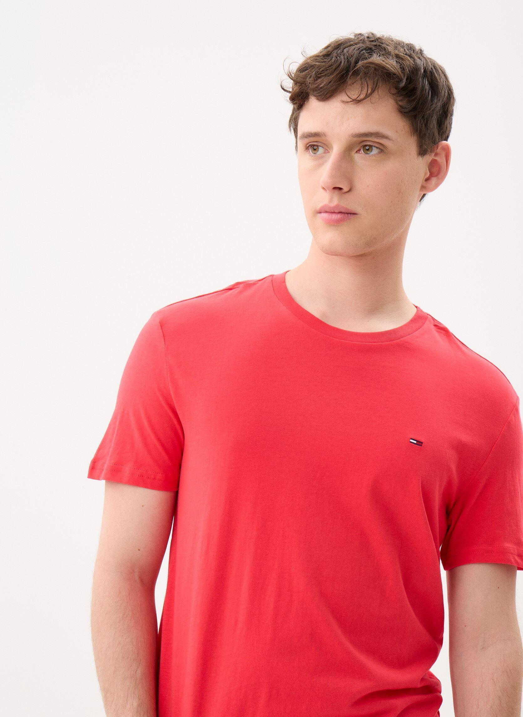 T-shirts met korte mouwen Tjm Xslim 3Pack Tee heren wit Tommy Jeans T-shirts met korte mouwen Tjm Xslim 3Pack Tee heren wit ECRU / DARK NIGHT NAVY / RED A