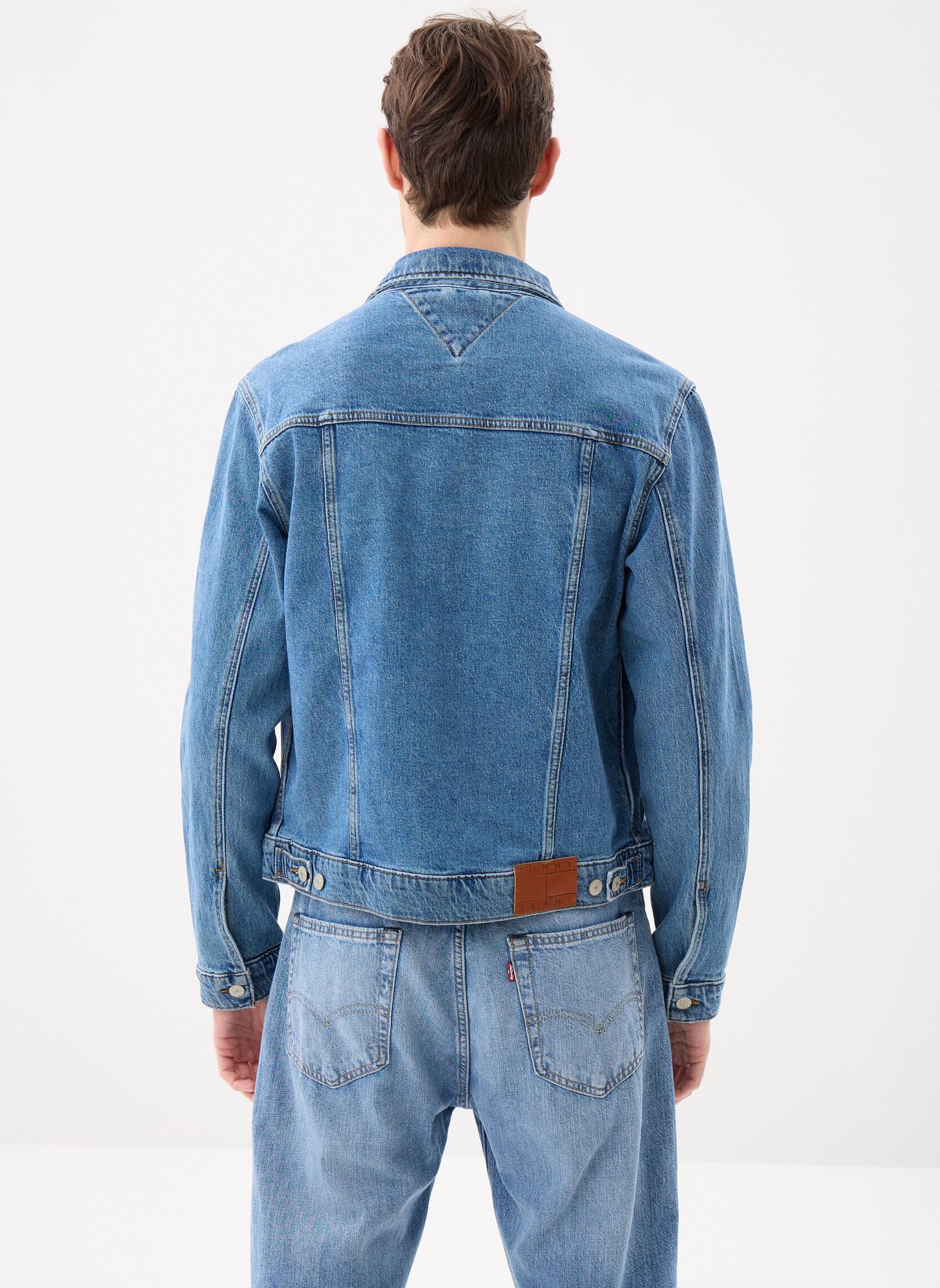 Spijkerjassen Ryan Rglr Trckr Jckt heren blauw Tommy Jeans Spijkerjassen Ryan Rglr Trckr Jckt heren blauw DENIM MEDIUM