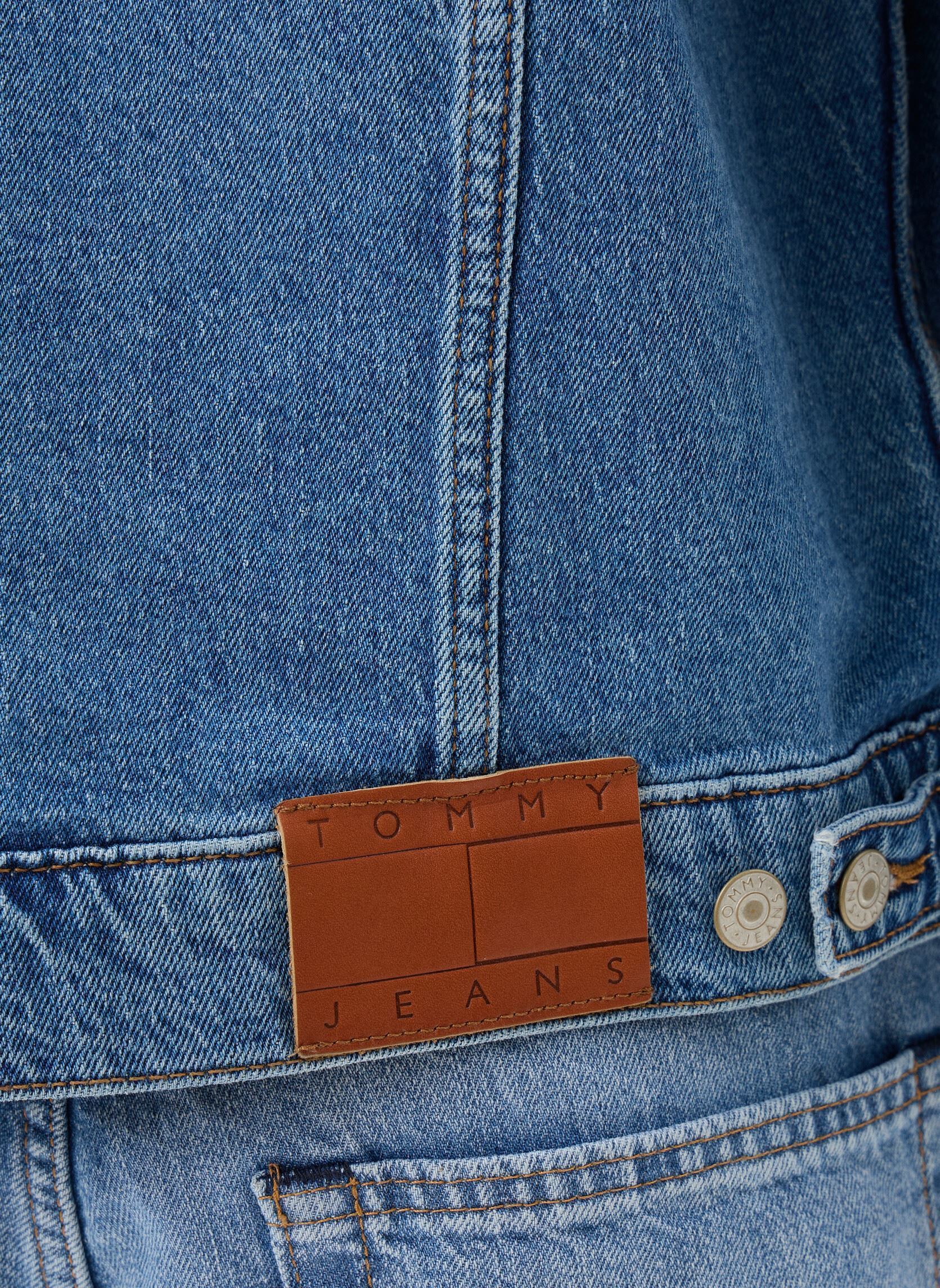 Spijkerjassen Ryan Rglr Trckr Jckt heren blauw Tommy Jeans Spijkerjassen Ryan Rglr Trckr Jckt heren blauw DENIM MEDIUM