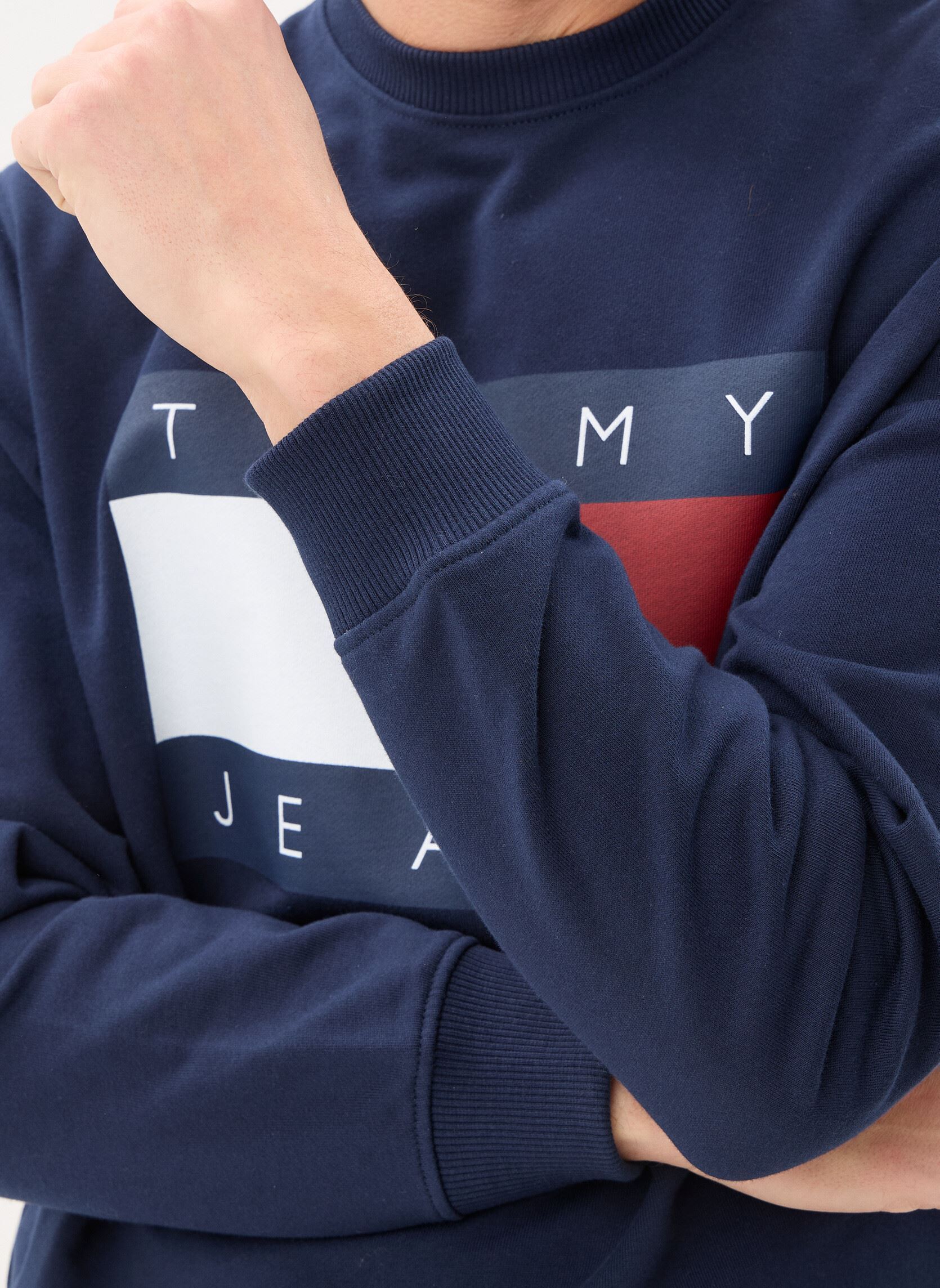 Sweats Tjm Reg Big Flag Cne homme bleu Tommy Jeans Sweats Tjm Reg Big Flag Cne homme bleu DARK NIGHT NAVY
