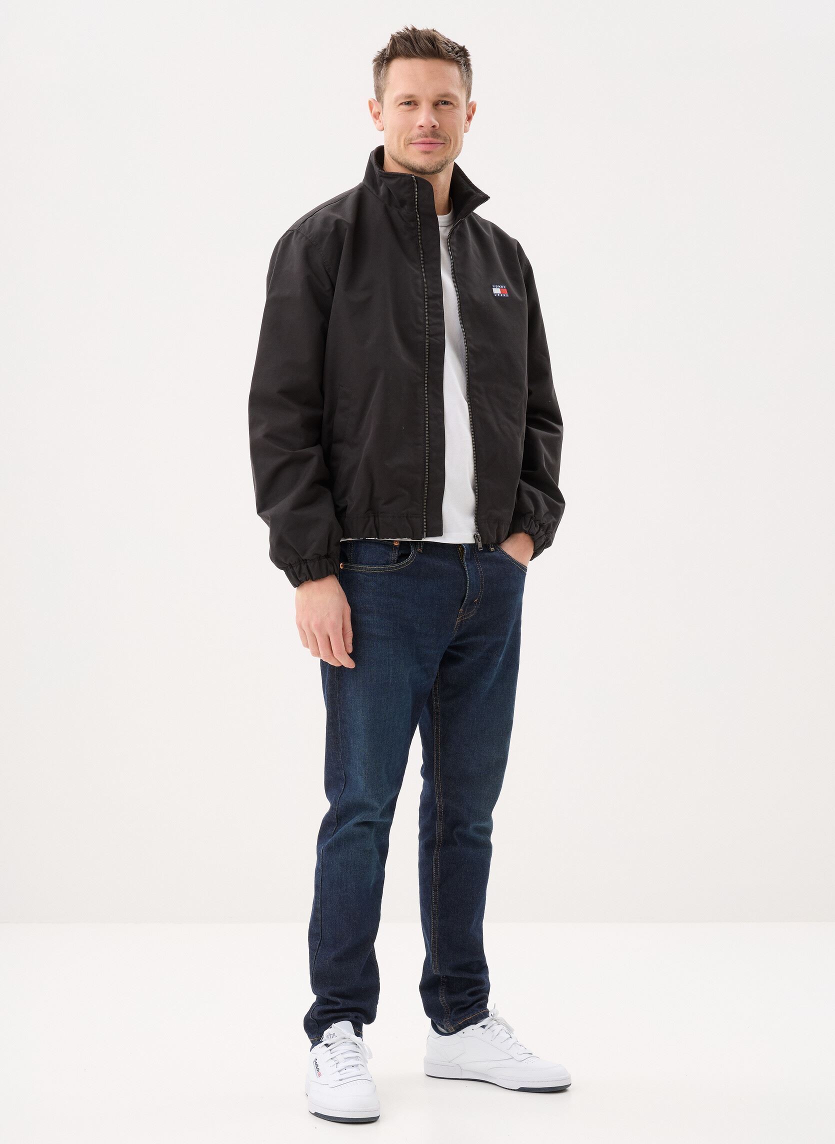 Bomberjacken Tjm Essential Jacket DM0DM22720 herren schwarz Tommy Jeans Bomberjacken Tjm Essential Jacket DM0DM22720 herren schwarz BLACK