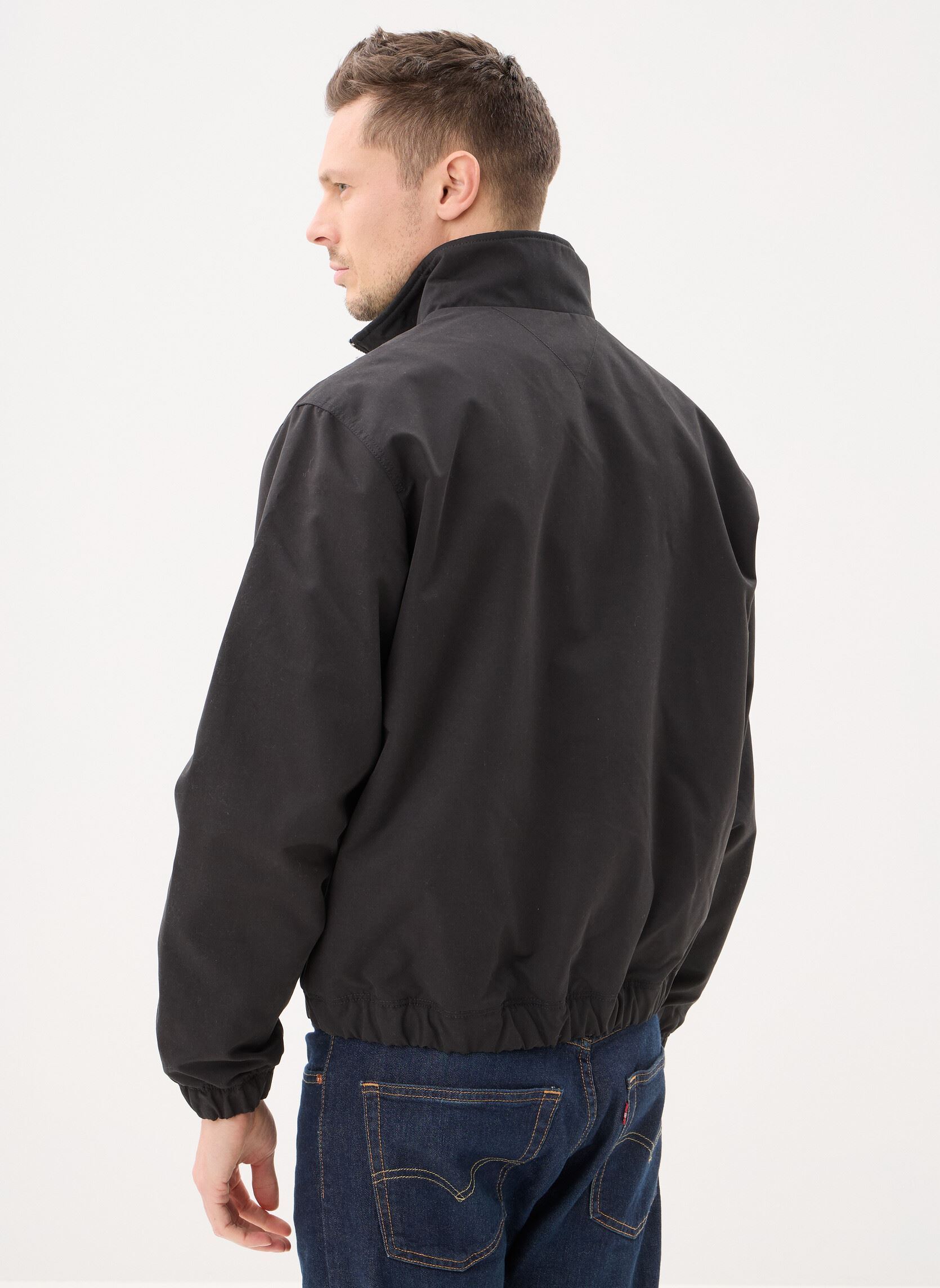 Bomberjacken Tjm Essential Jacket DM0DM22720 herren schwarz Tommy Jeans Bomberjacken Tjm Essential Jacket DM0DM22720 herren schwarz BLACK
