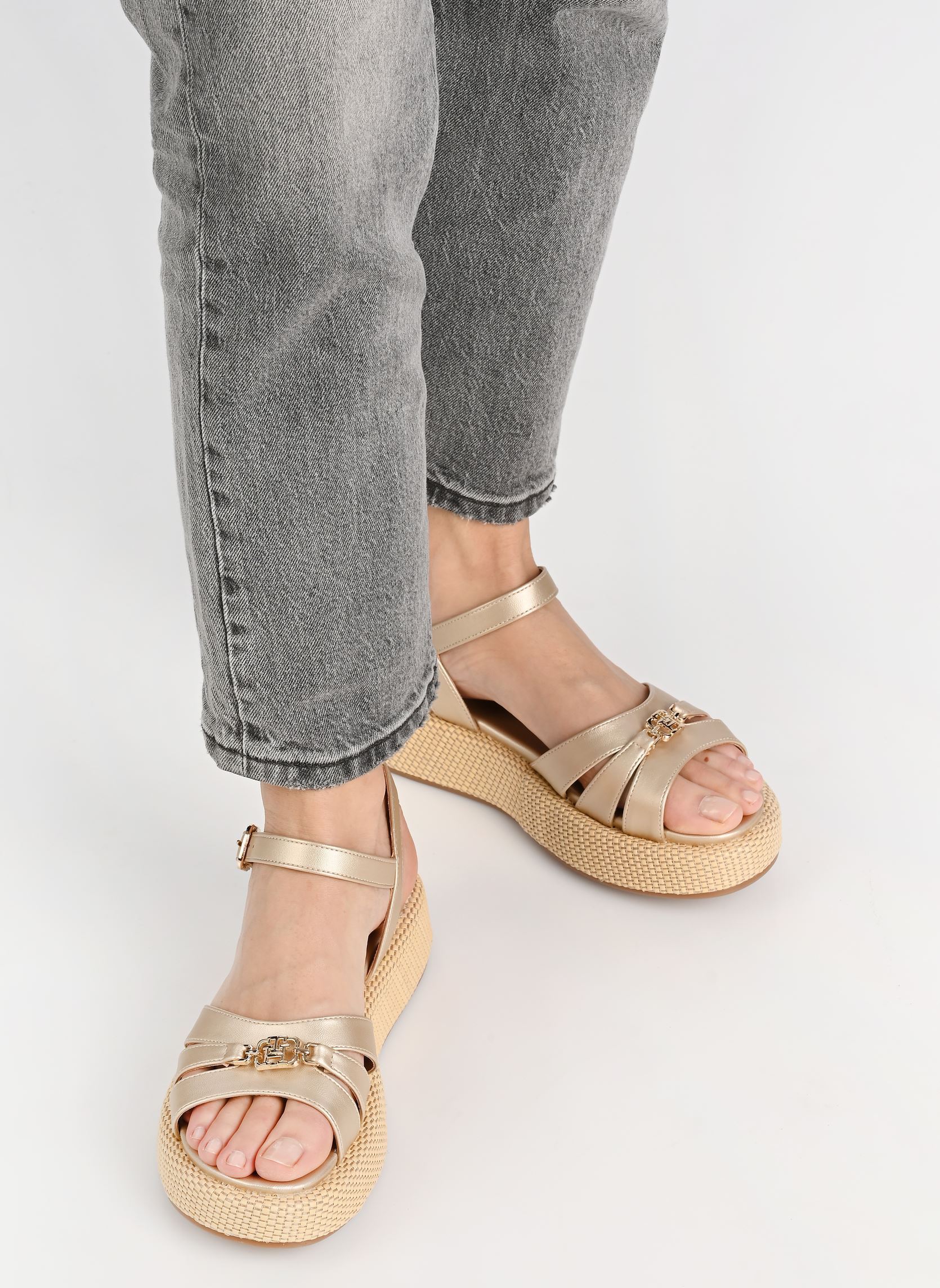 Sandalen Erika mädchen gold und bronze Tommy Hilfiger Sandalen Erika mädchen gold und bronze Platinum