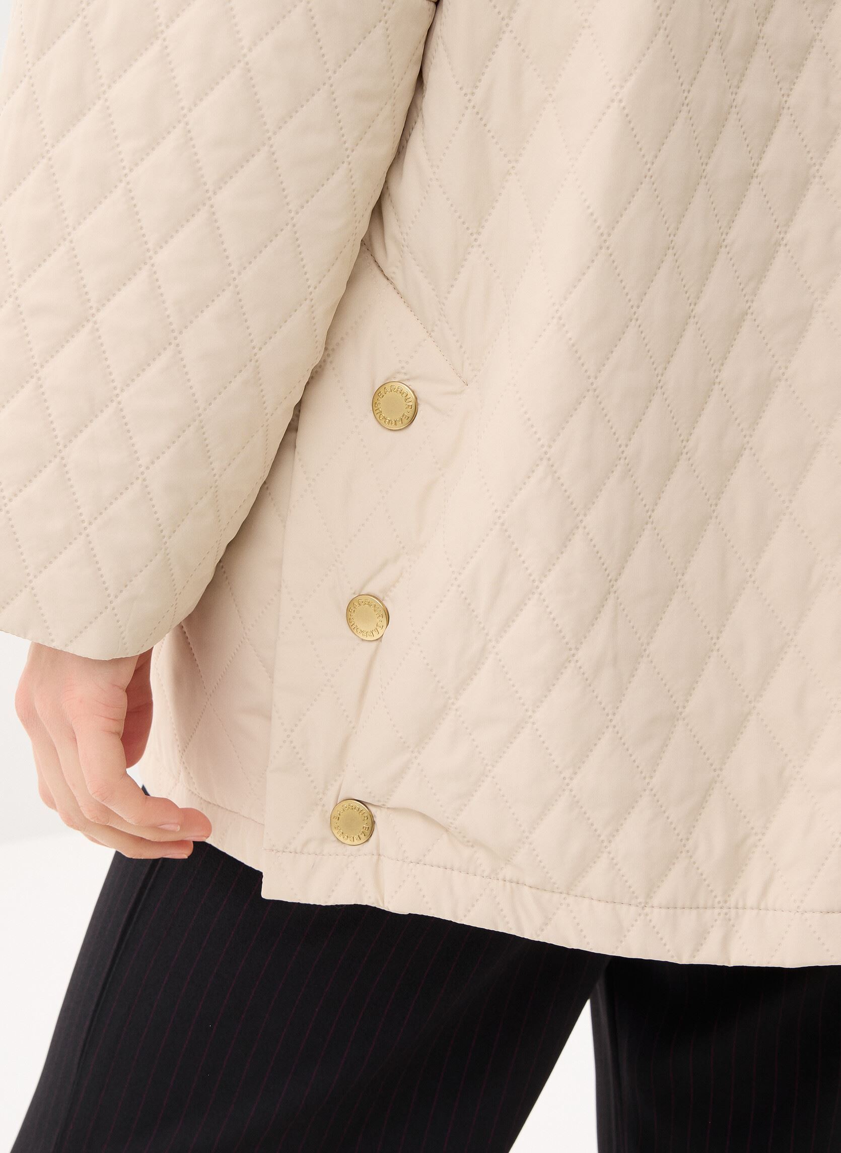 Parkas Goldmire Quilted Jacket femme blanc Barbour Parkas Goldmire Quilted Jacket femme blanc JASMINE / DRESS