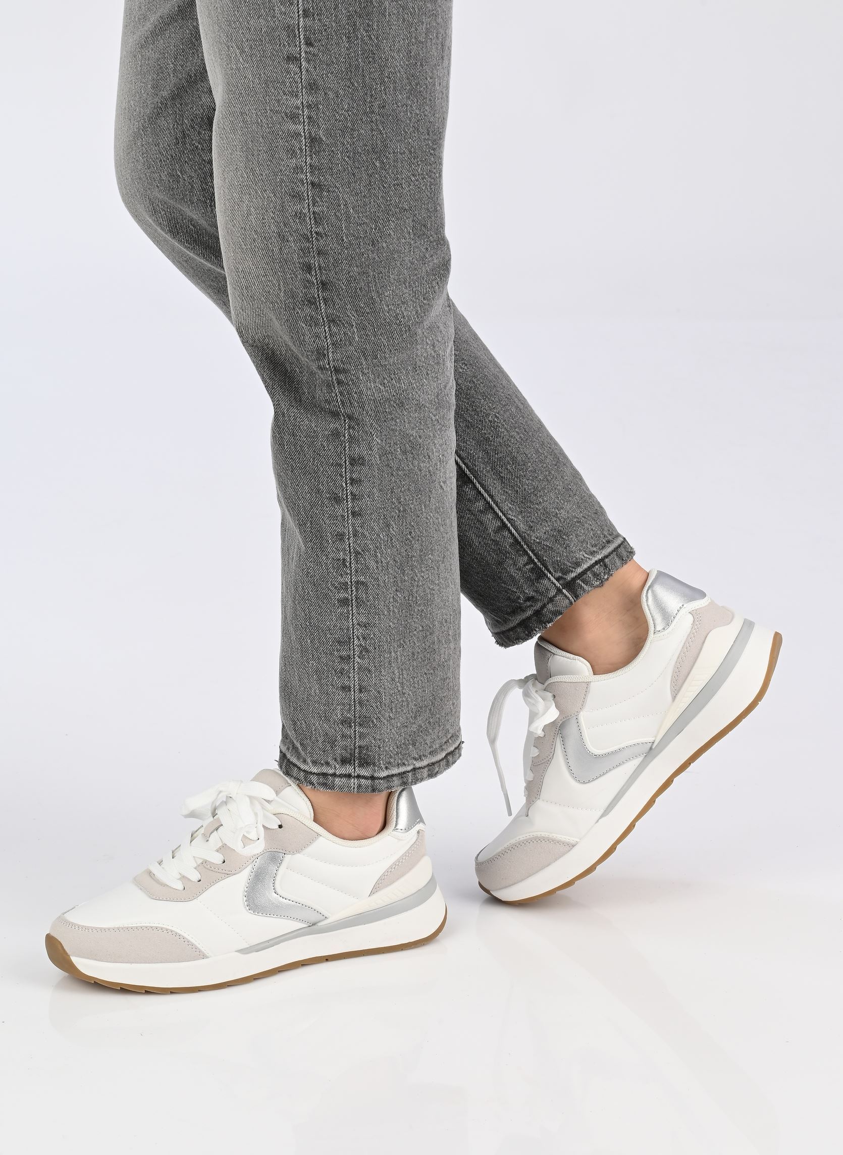 Sportliche Sneaker Basket running THEIGOLD damen weiß MADE BY Sportliche Sneaker Basket running THEIGOLD damen weiß DORÉ