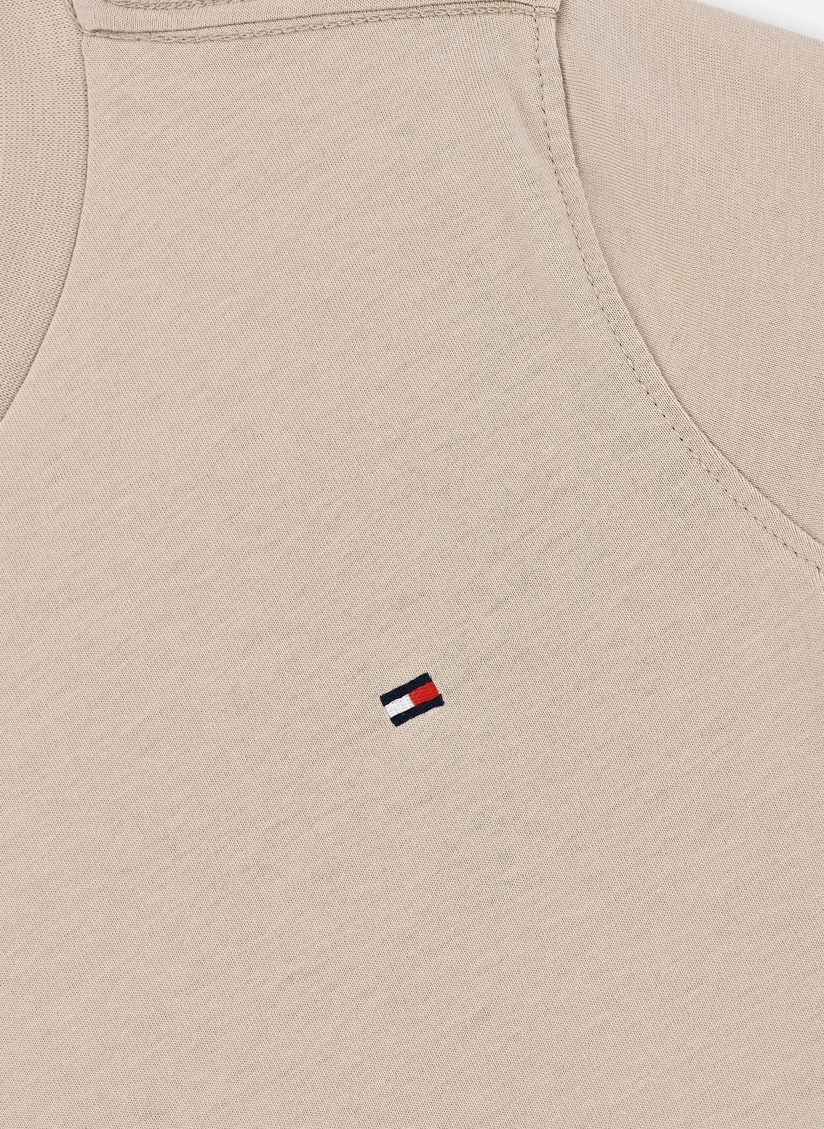 Tee-shirts manches courtes Essential Cotton Reg garçon beige Tommy Hilfiger Tee-shirts manches courtes Essential Cotton Reg garçon beige GULF SAND
