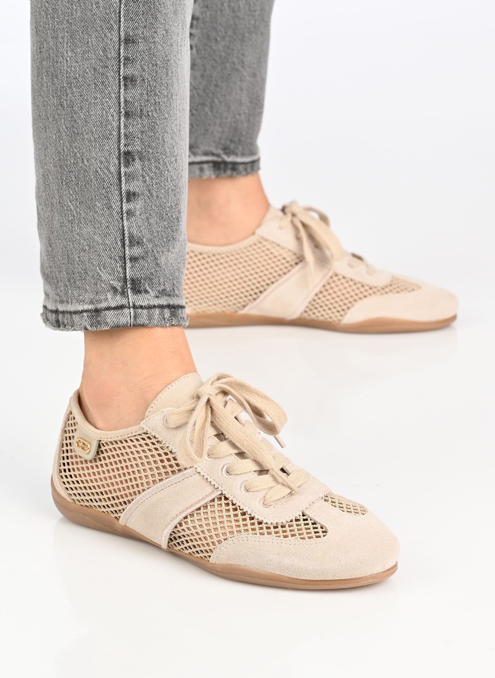 Baskets basses 23608-46 femme beige Tamaris Baskets basses 23608-46 femme beige BEIGE