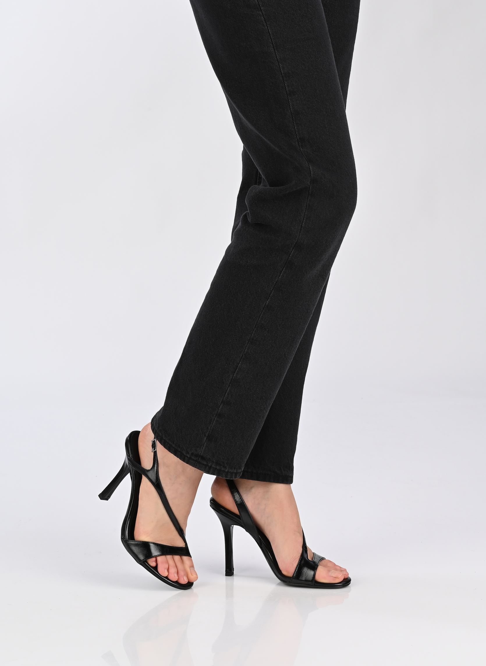 Sandales 28322-46 femme noir Tamaris Sandales 28322-46 femme noir BLACK