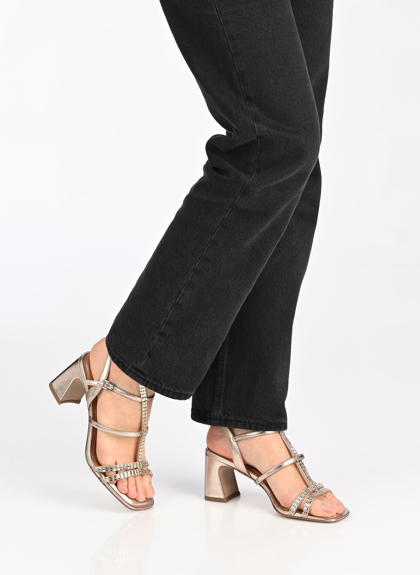 Sandales 28344-46 femme or et bronze Tamaris Sandales 28344-46 femme or et bronze LIGHT GOLD