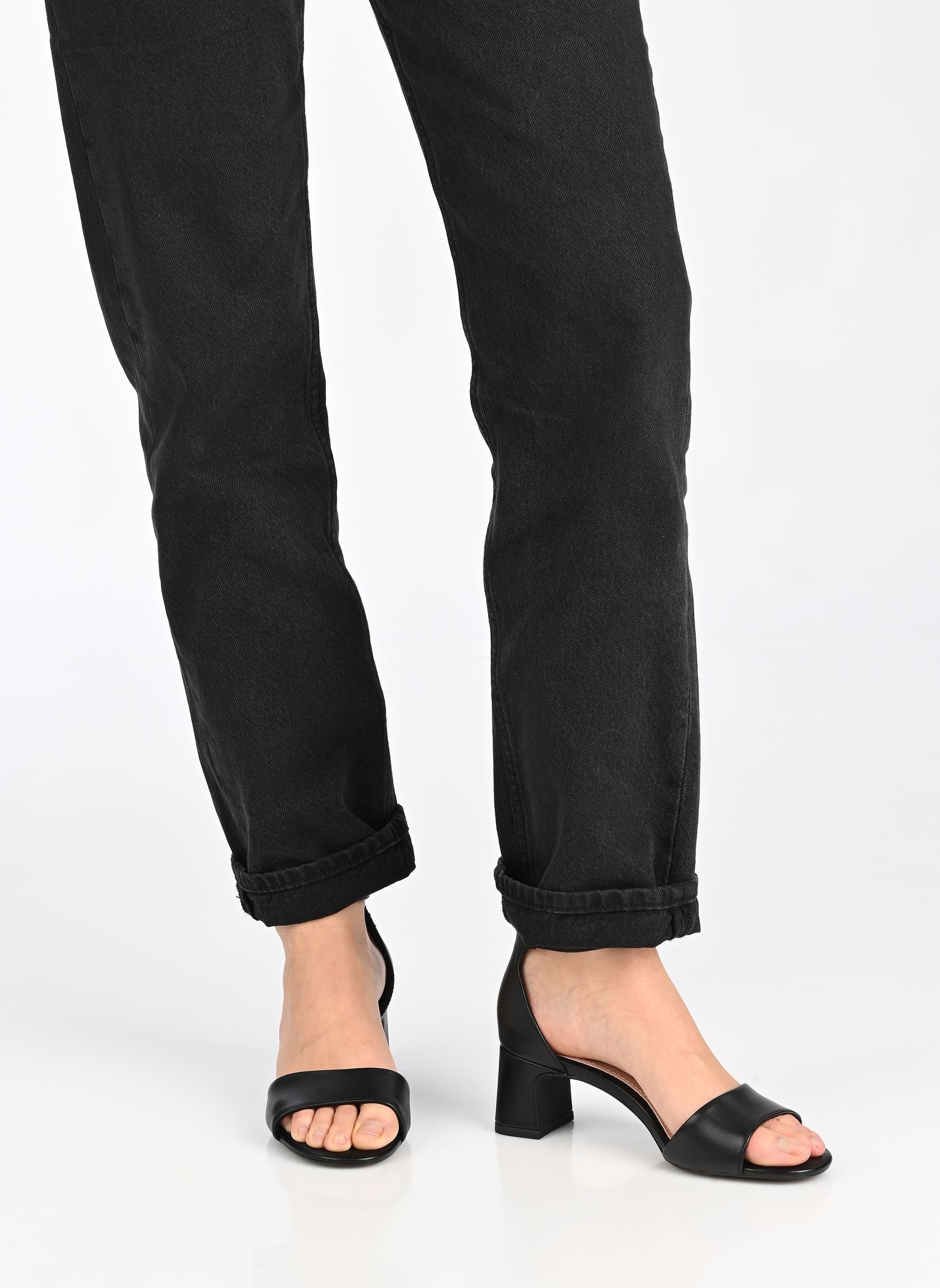 Sandales 28347-46 femme noir Tamaris Sandales 28347-46 femme noir BLACK LEATHER