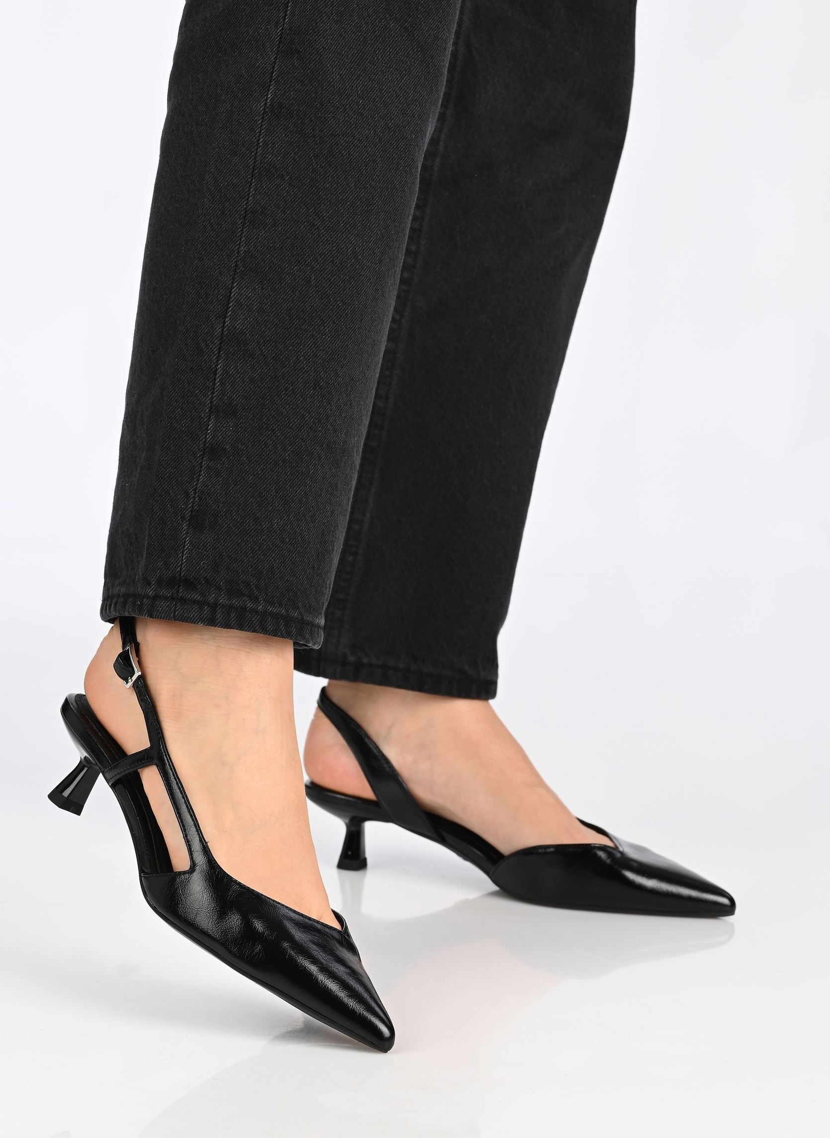 Slingback pumps 29521-46 dames zwart Tamaris Slingback pumps 29521-46 dames zwart BLACK
