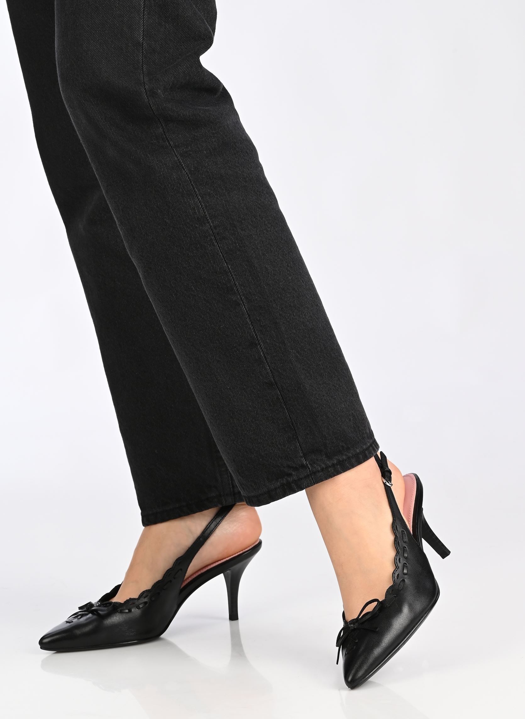 Slingback pumps 29602-46 dames zwart Tamaris Slingback pumps 29602-46 dames zwart BLACK