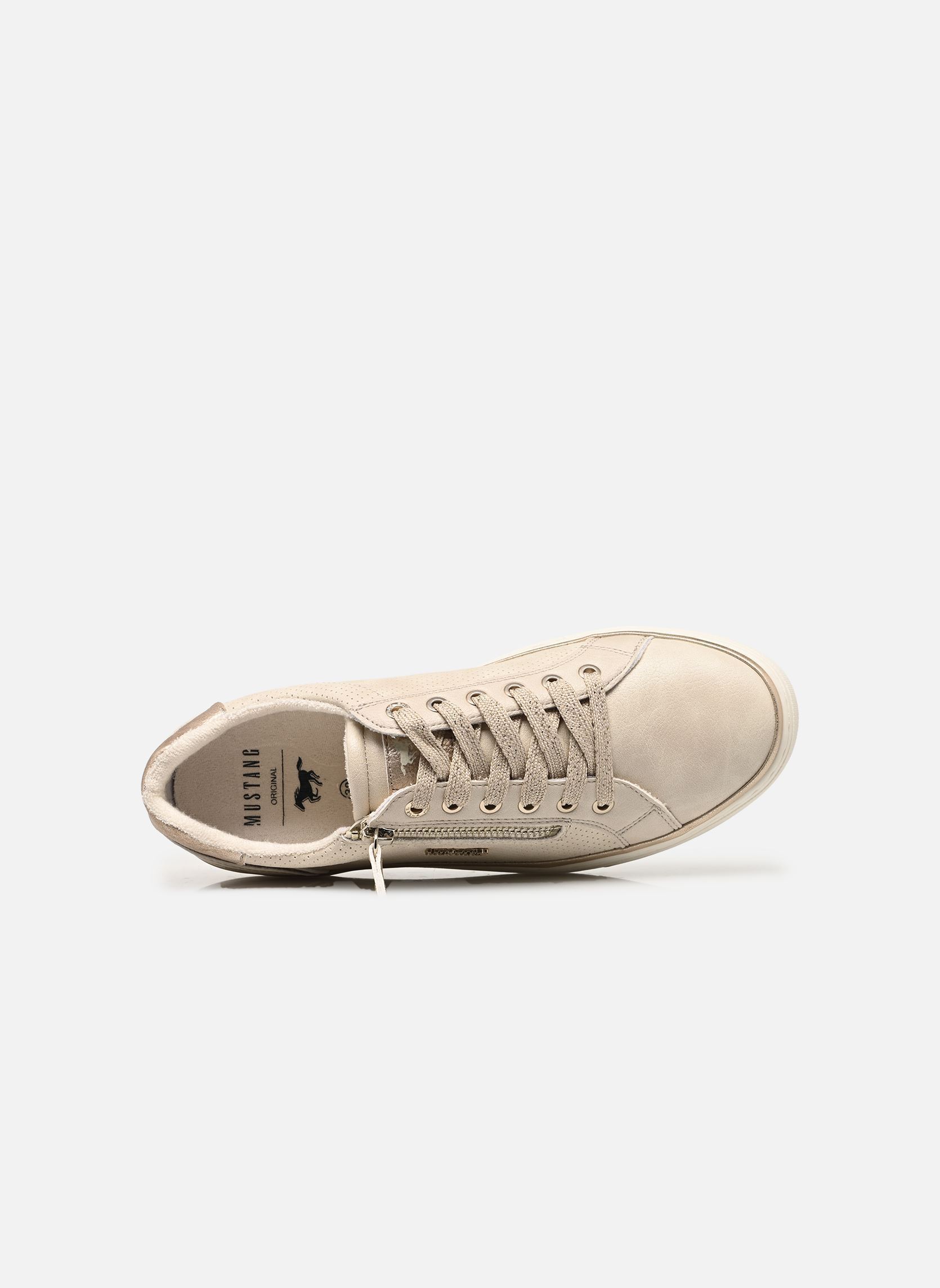 Lage sneakers 26M0032006 dames wit Mustang shoes Lage sneakers 26M0032006 dames wit Cream