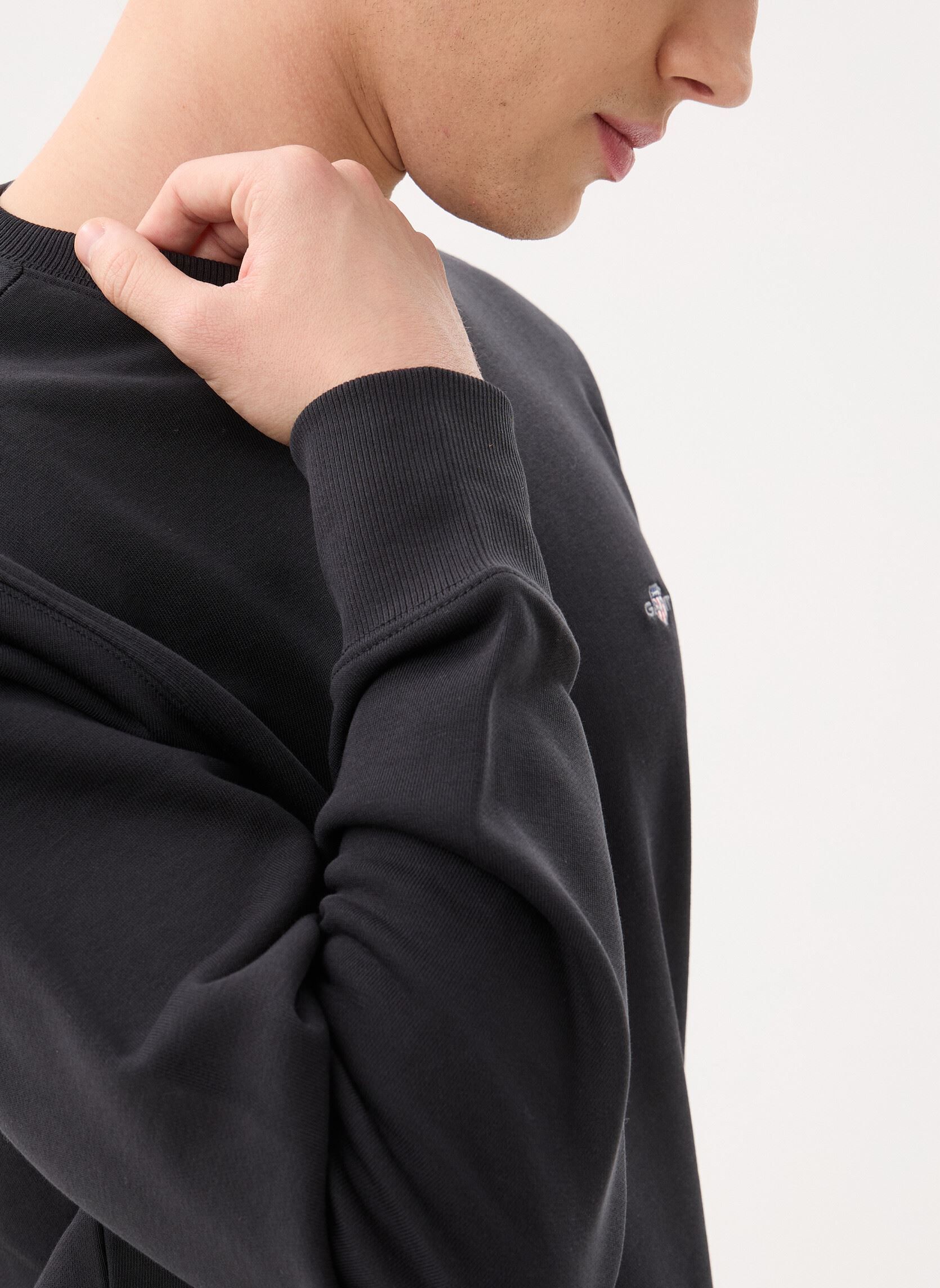 Sweatshirts Reg Shield C-Neck Sweat heren zwart GANT Sweatshirts Reg Shield C-Neck Sweat heren zwart BLACK