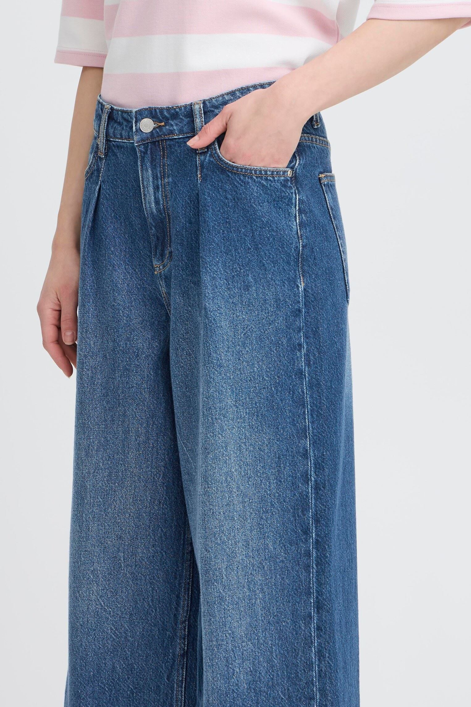 Wijde jeans / Flared Jeans Bykanoa Wide Jeans dames blauw B-Young Wijde jeans / Flared Jeans Bykanoa Wide Jeans dames blauw Mid Blue Denim
