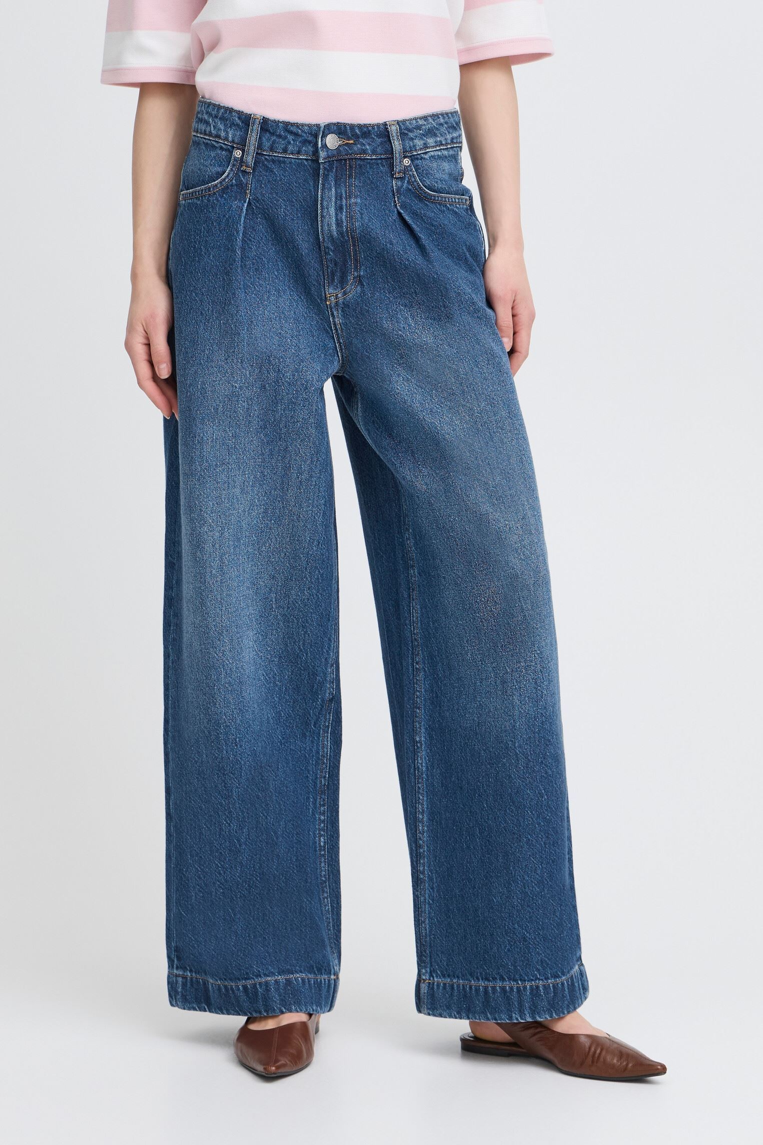 Wijde jeans / Flared Jeans Bykanoa Wide Jeans dames blauw B-Young Wijde jeans / Flared Jeans Bykanoa Wide Jeans dames blauw Mid Blue Denim