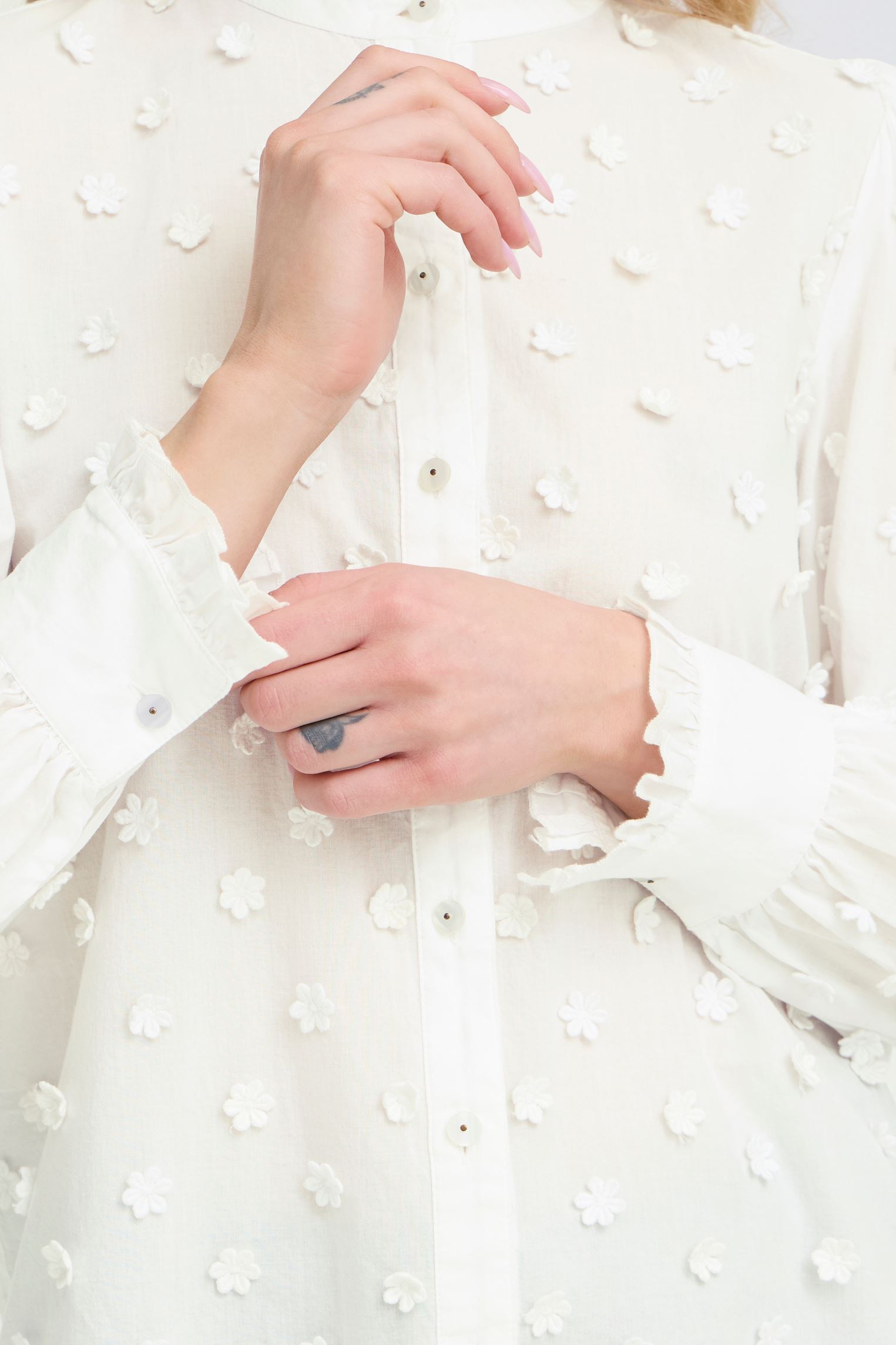 Chemises manches longues Byisabeau Flower Shirt femme blanc B-Young Chemises manches longues Byisabeau Flower Shirt femme blanc MARSHMALLOW
