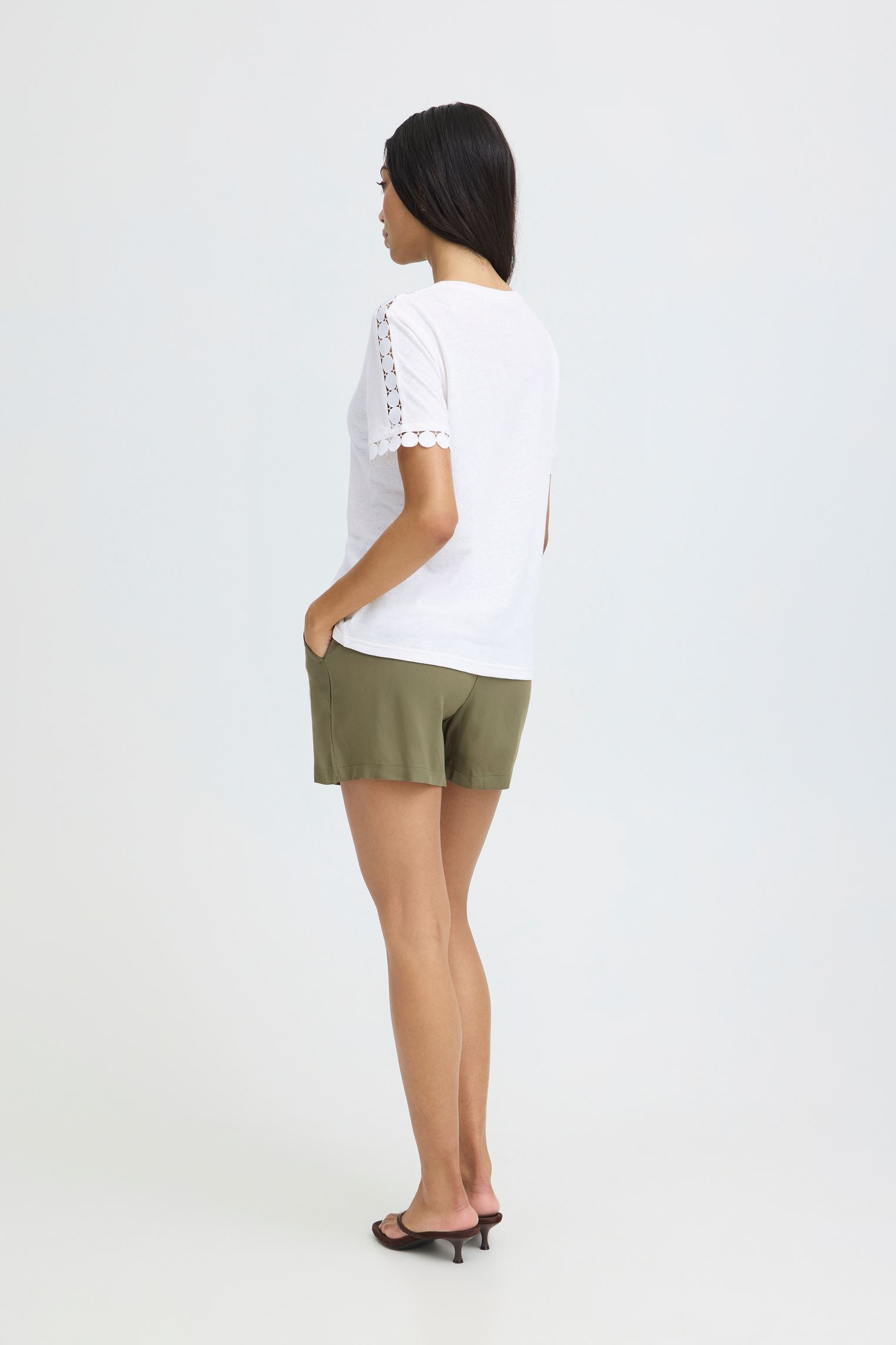 Tee-shirts Bysolta Tshirt femme blanc B-Young Tee-shirts Bysolta Tshirt femme blanc Marshmallow