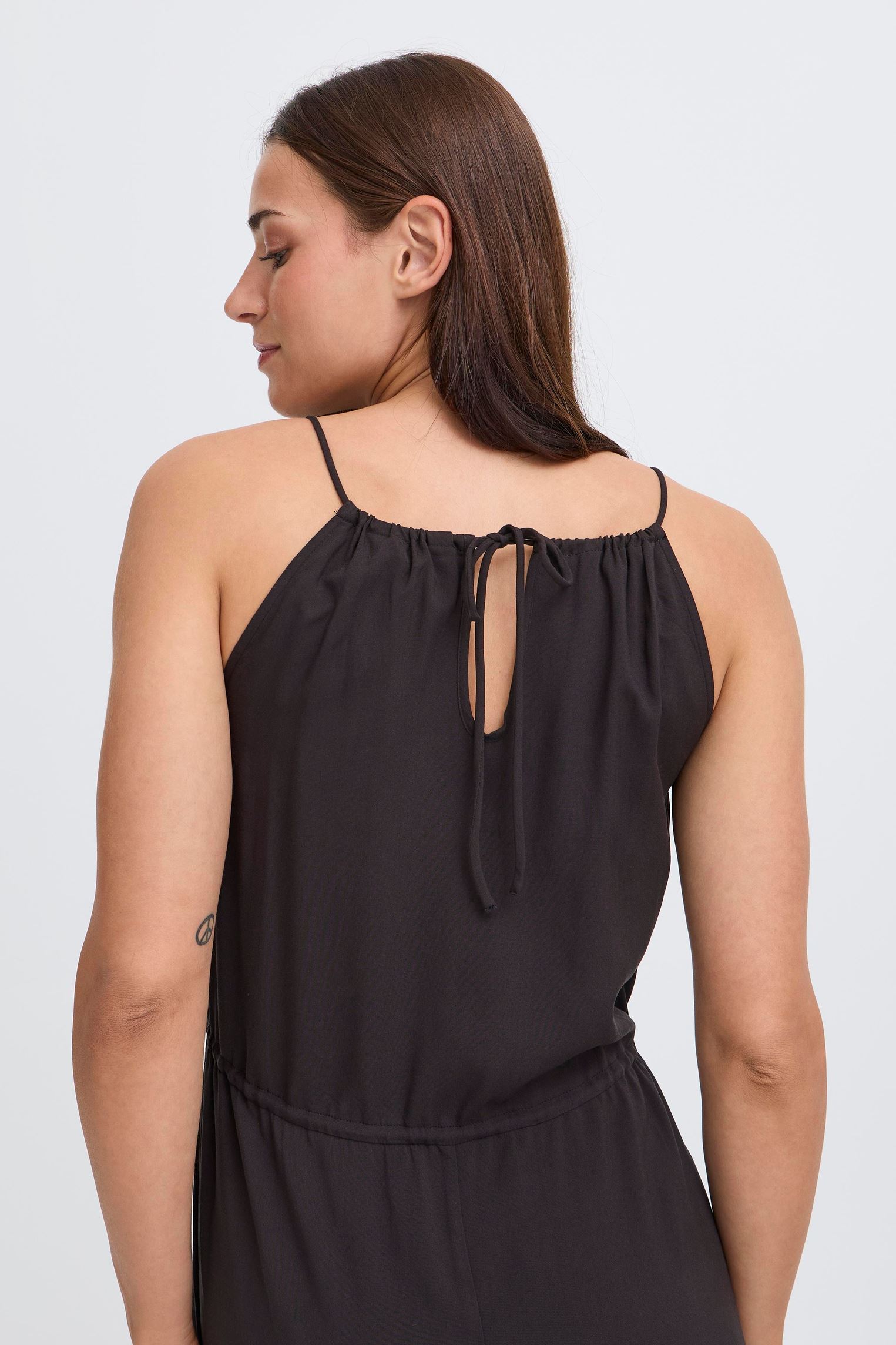 Lange Kleider Bymmjoella Slip Dress 5 damen schwarz B-Young Lange Kleider Bymmjoella Slip Dress 5 damen schwarz Meteorite