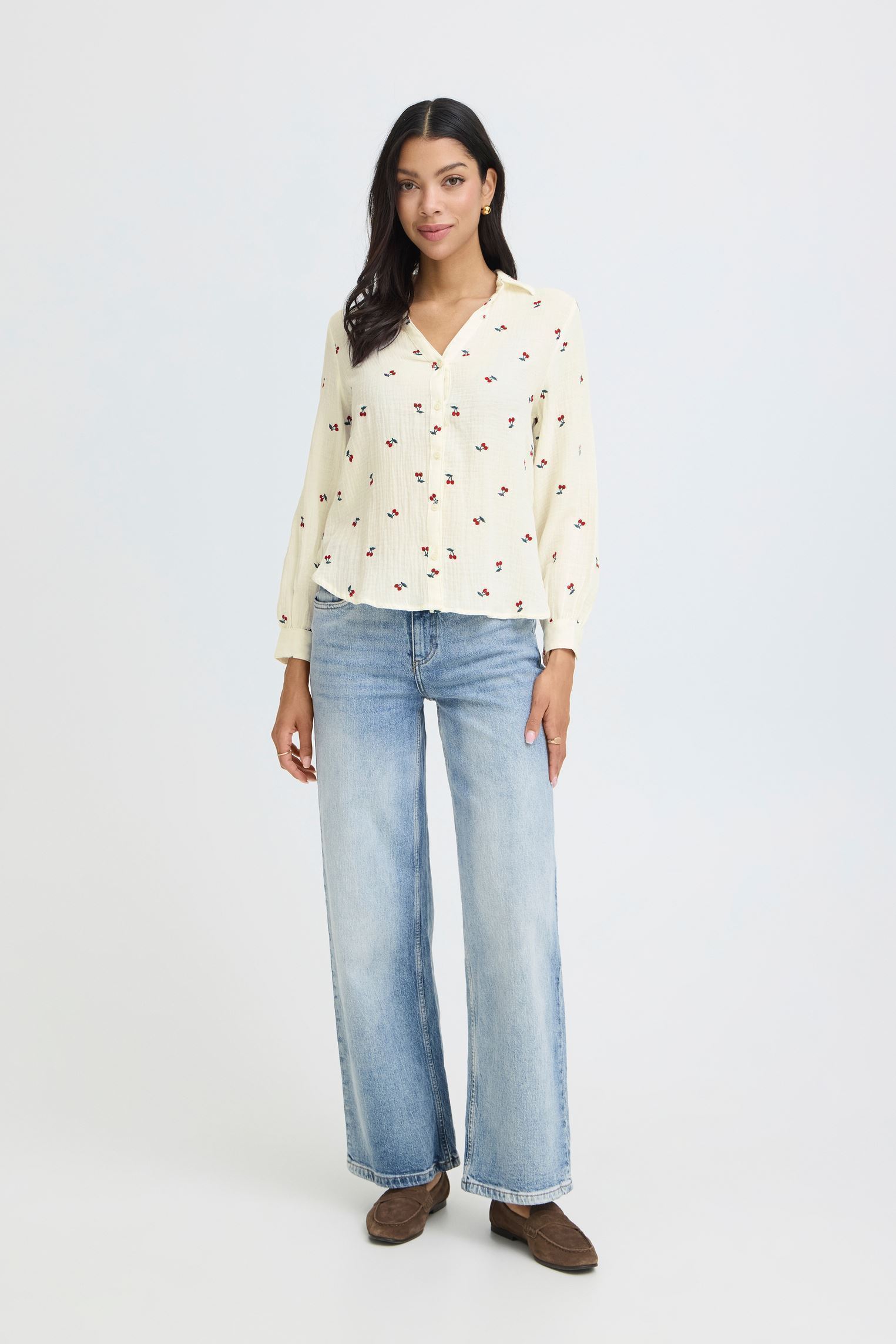 Hemden Byiberlin Emb Shirt dames wit B-Young Hemden Byiberlin Emb Shirt dames wit Cerise Emb Marshmallow