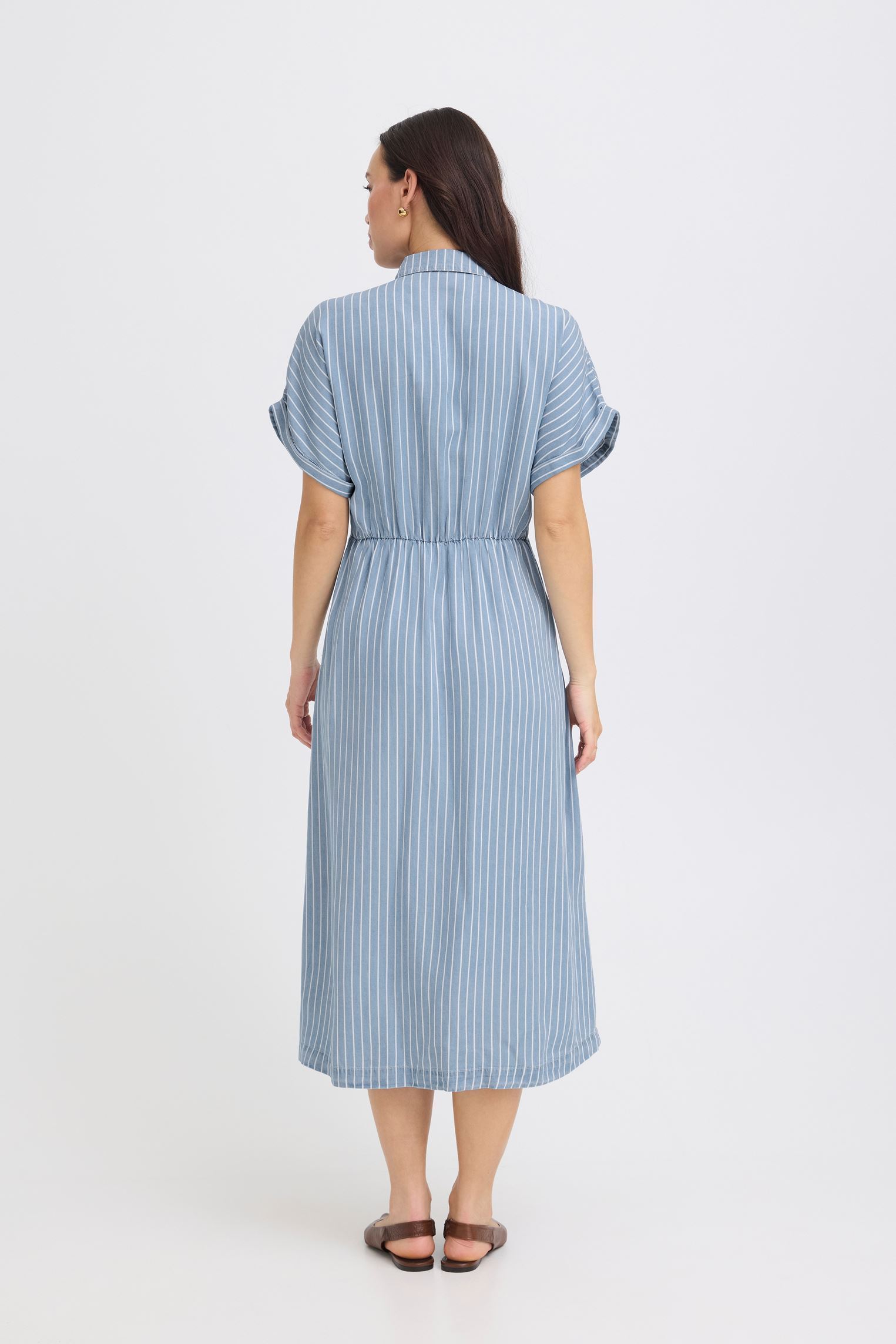 Overhemdjurken Bykosmo Button Dress dames blauw B-Young Overhemdjurken Bykosmo Button Dress dames blauw Light Blue Denim Stripe