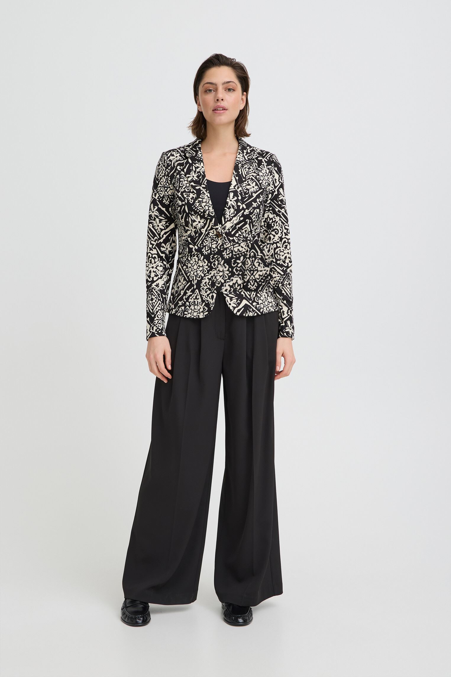Vestes de blazer Ihkate Print Bl29 femme noir Ichi Vestes de blazer Ihkate Print Bl29 femme noir Black Graphic Patchwork