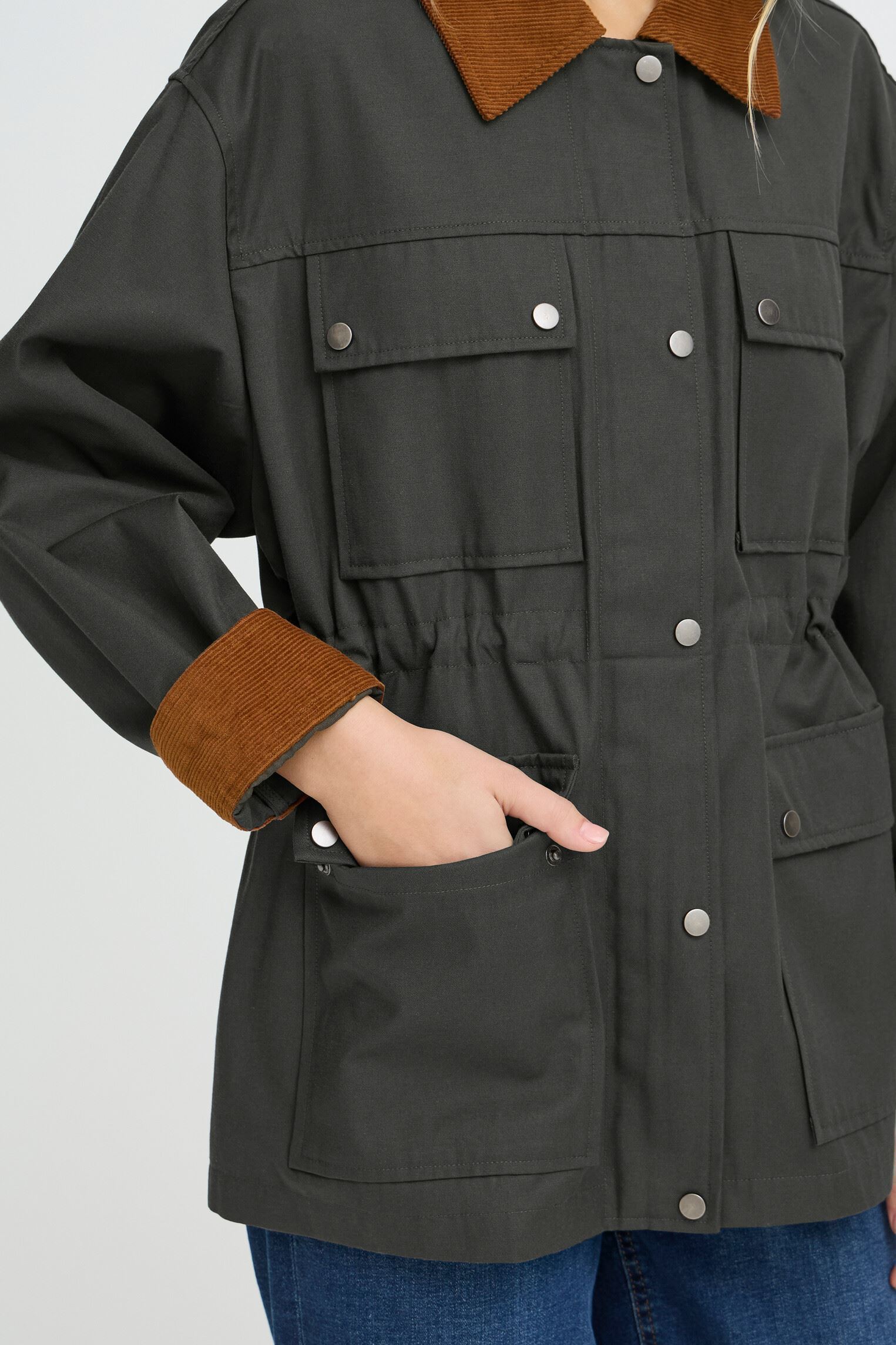 Parkas Ihedimo Ja femme gris Ichi Parkas Ihedimo Ja femme gris Raven